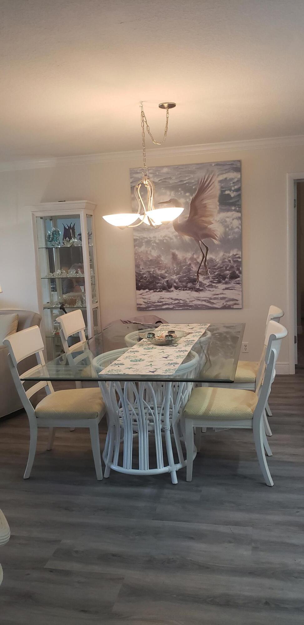 HUTCHINSON HOUSE WEST - Residential Lease