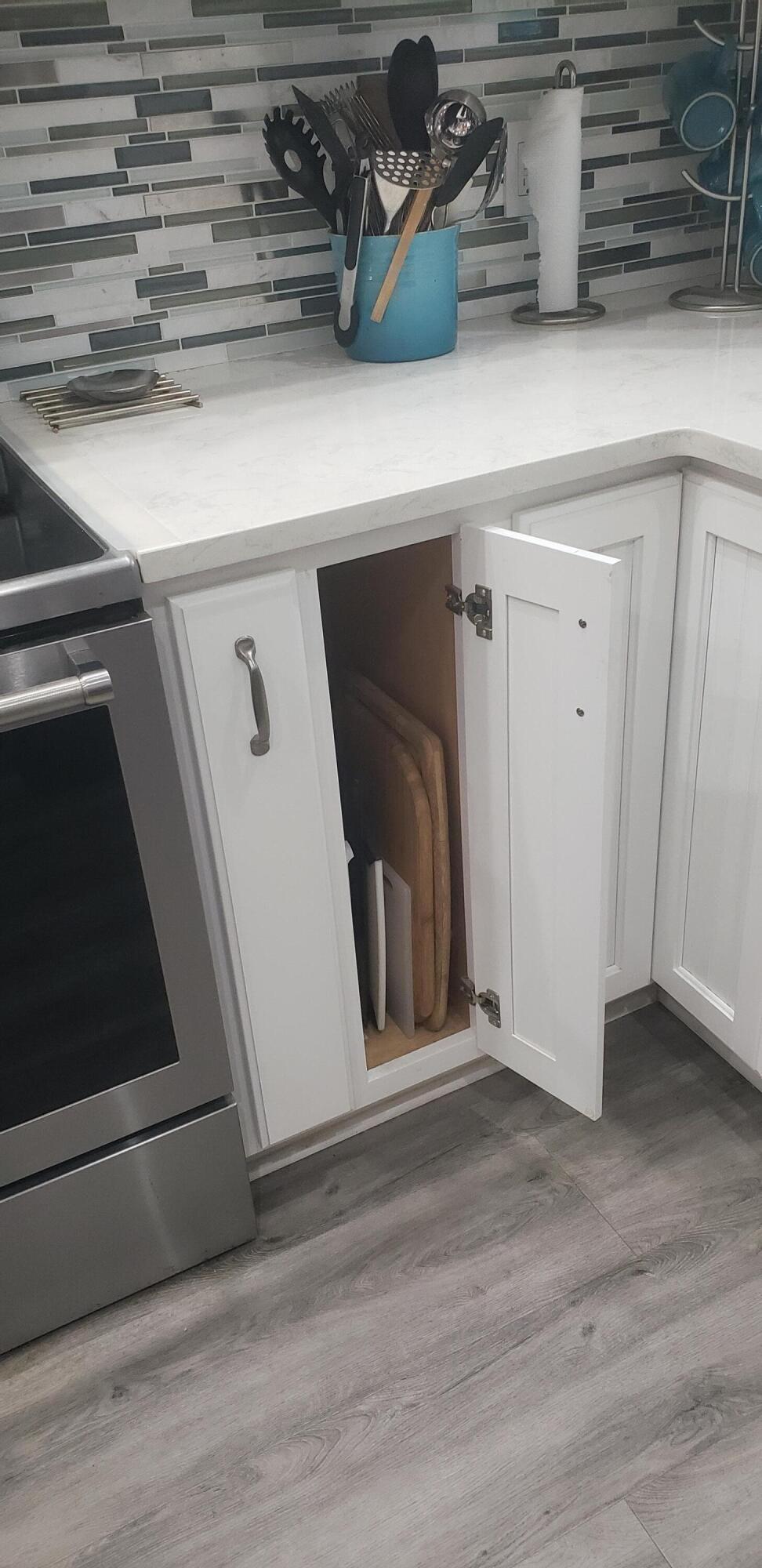 HUTCHINSON HOUSE WEST - Residential Lease