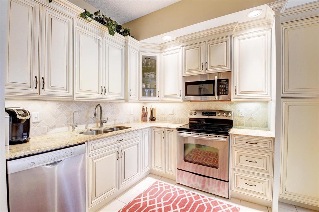 CATALINA / POLO CLUB - Residential