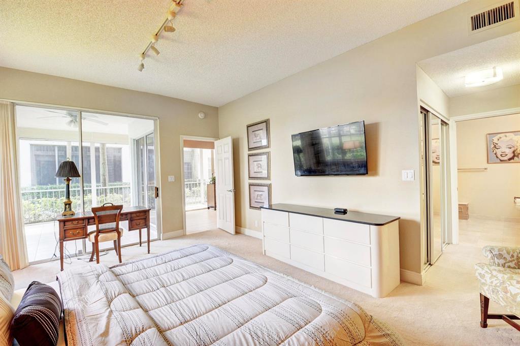 CATALINA / POLO CLUB - Residential