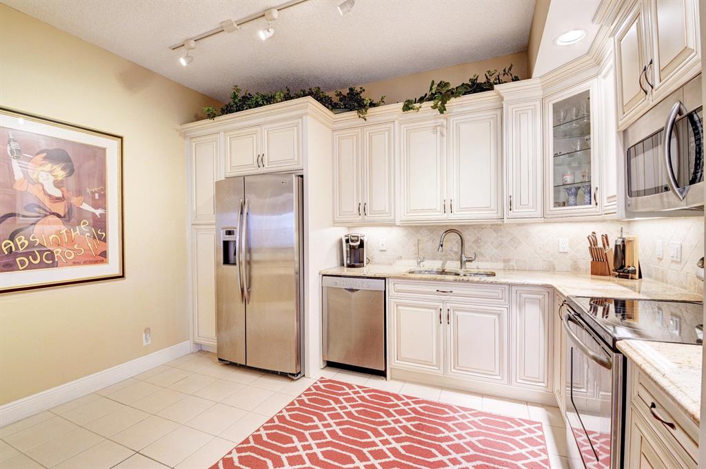 CATALINA / POLO CLUB - Residential