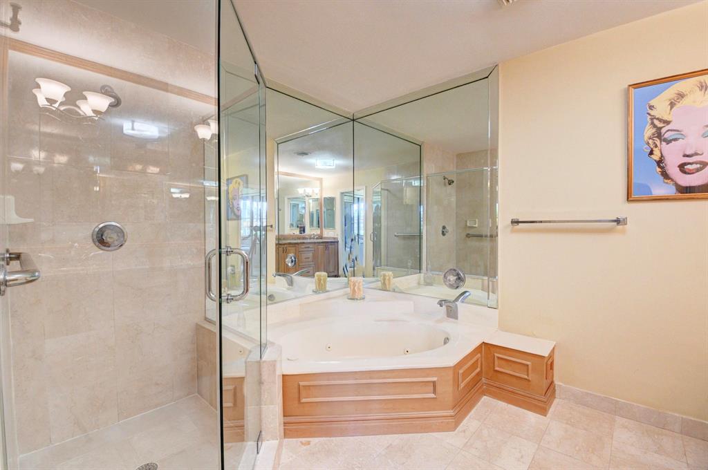 CATALINA / POLO CLUB - Residential