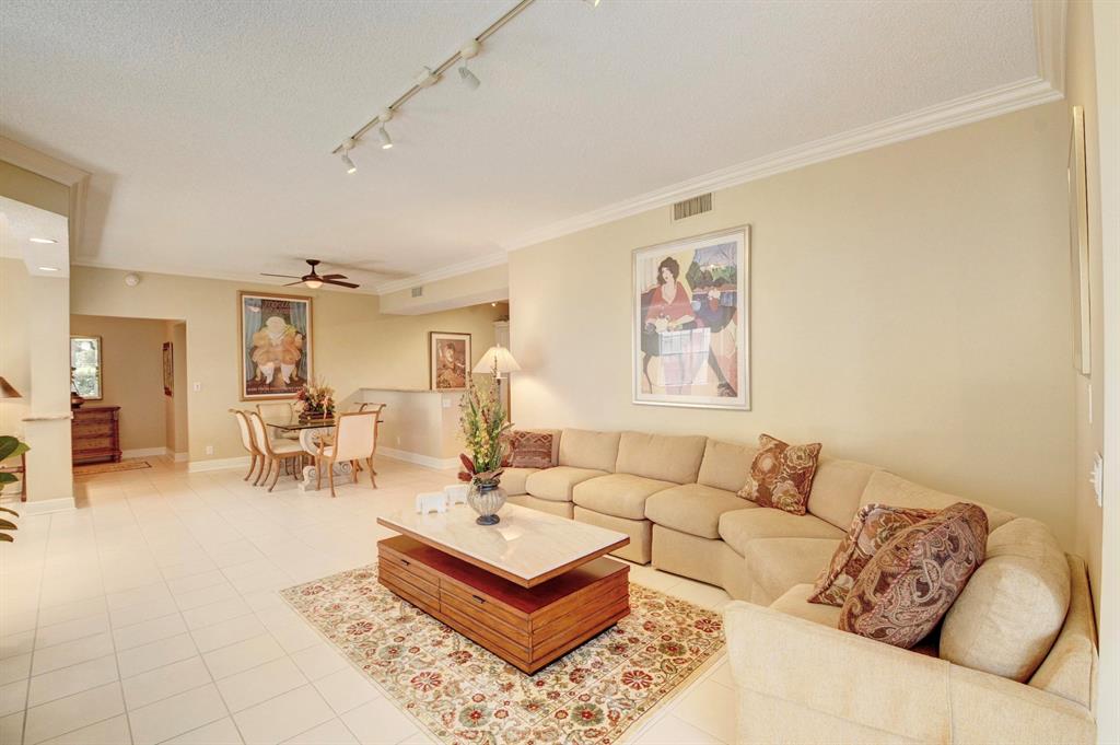 CATALINA / POLO CLUB - Residential