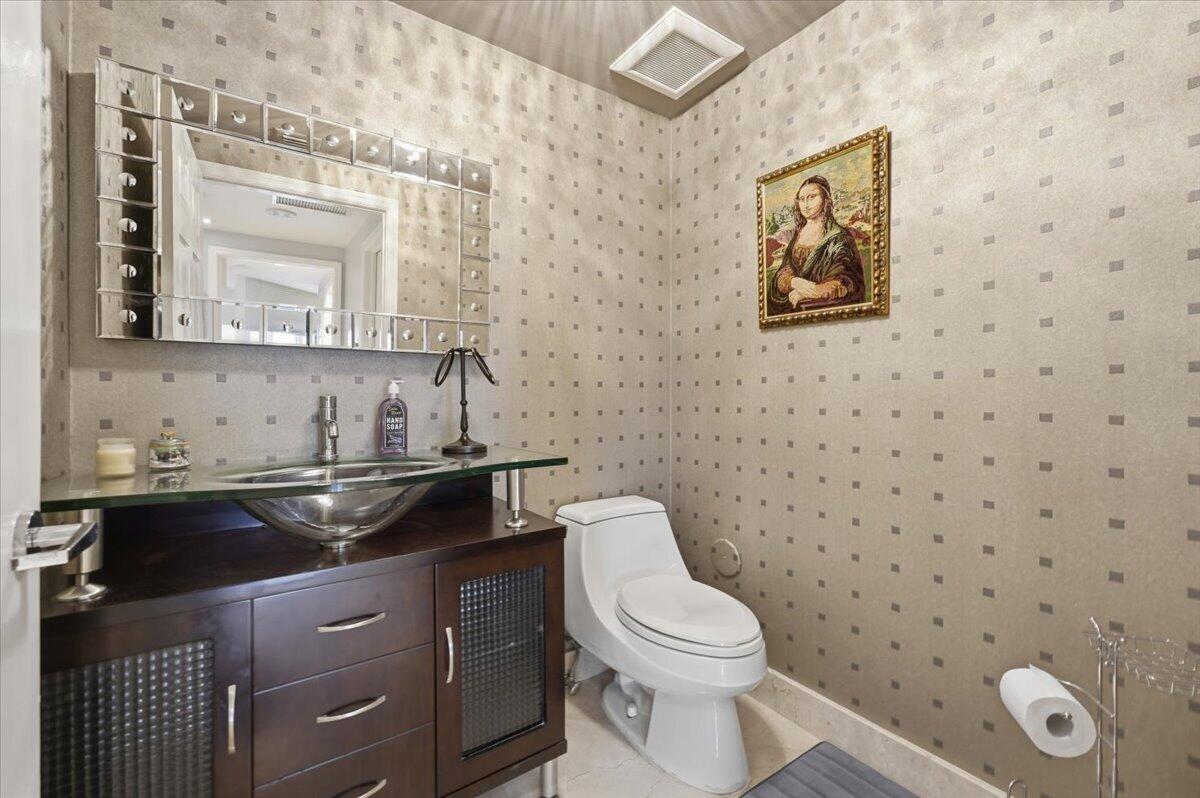 LHERMITAGE I CONDOMINIUM - Residential