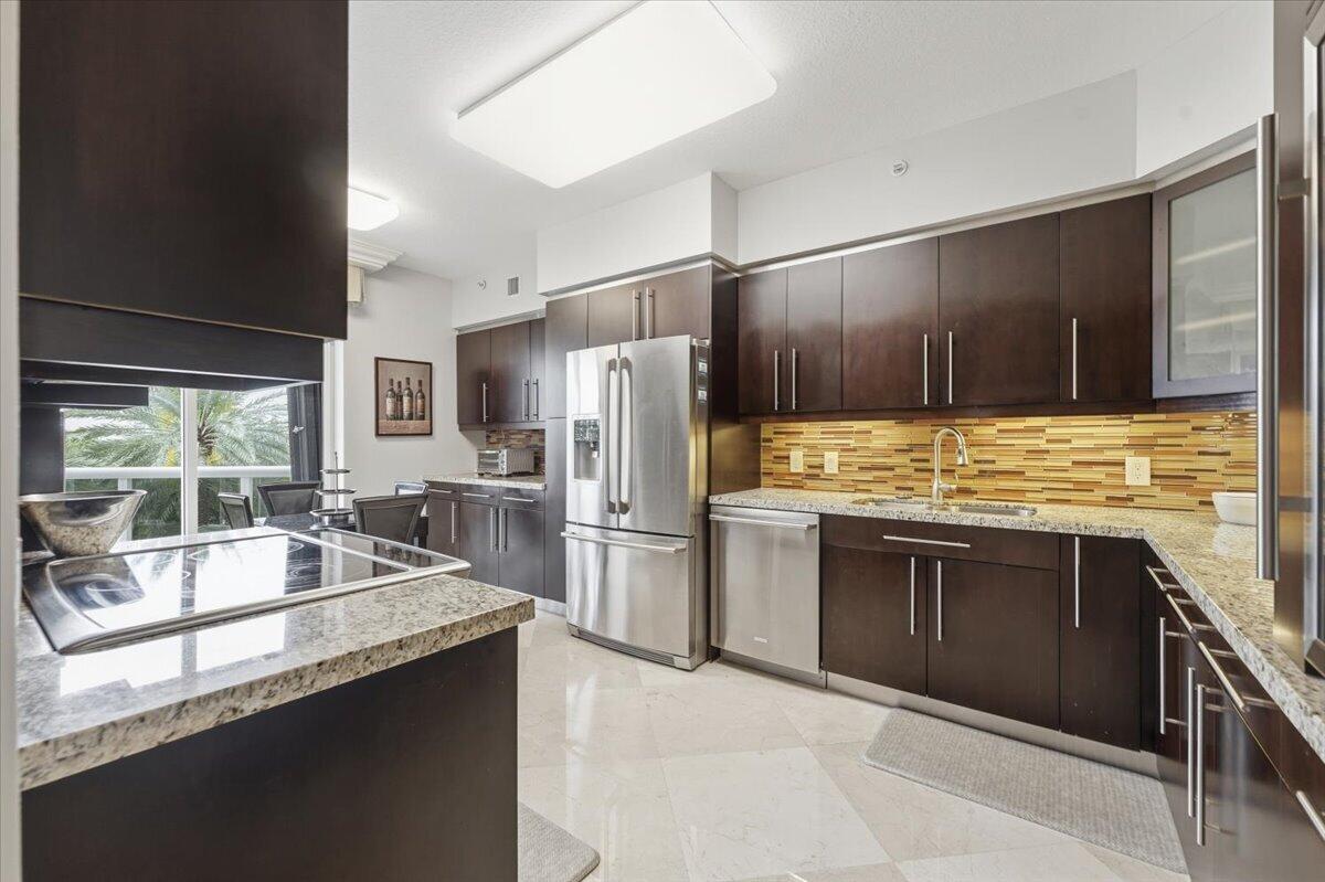 LHERMITAGE I CONDOMINIUM - Residential