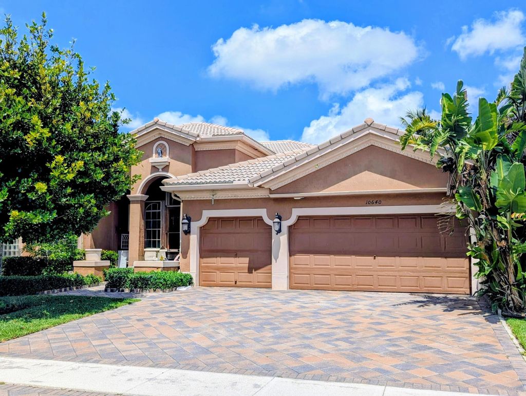 Photo of 10640 Oak Meadow Lane, Lake Worth, FL 33449 (MLS # B26034009)