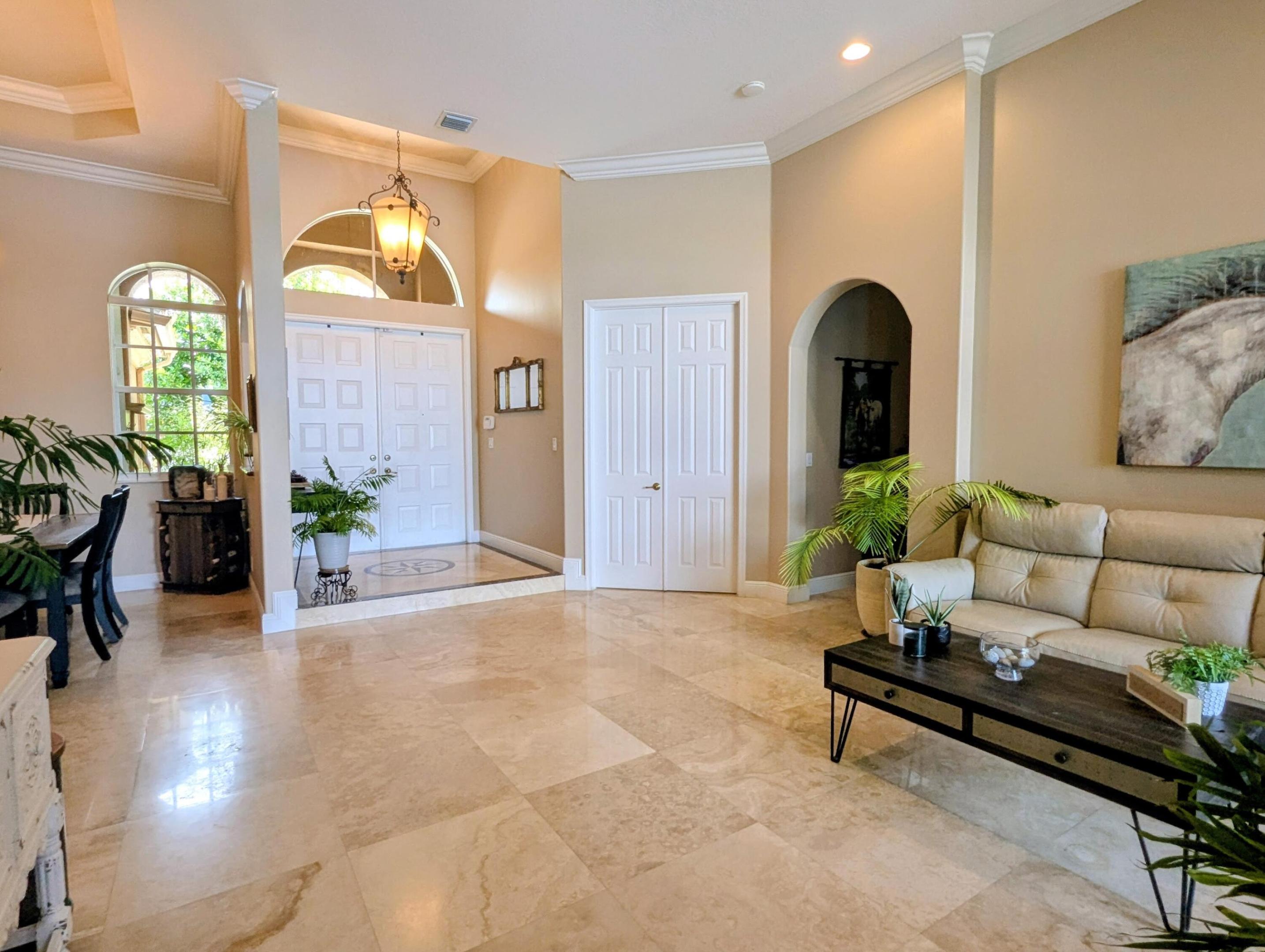 10640 Oak Meadow Lane
