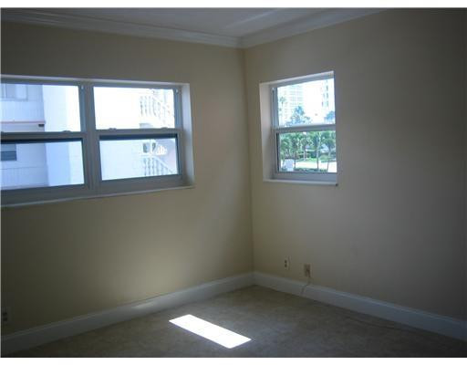 LEISURE GARDENS CONDO - Residential Lease