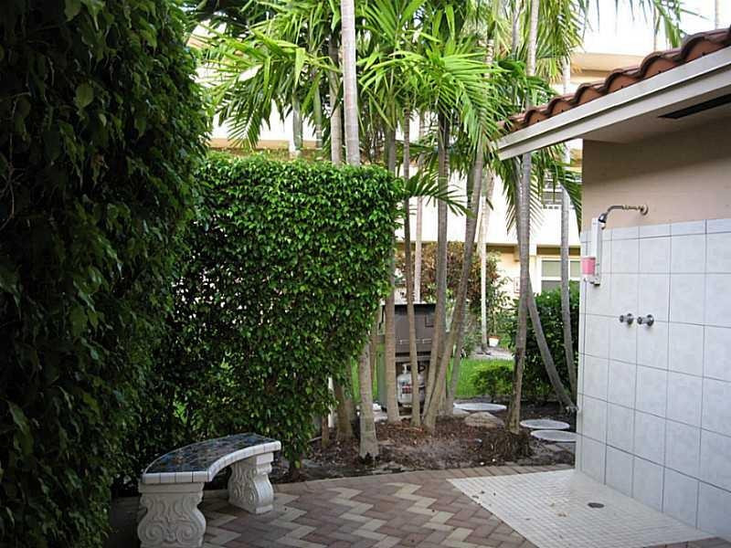 LEISURE GARDENS CONDO - Residential Lease