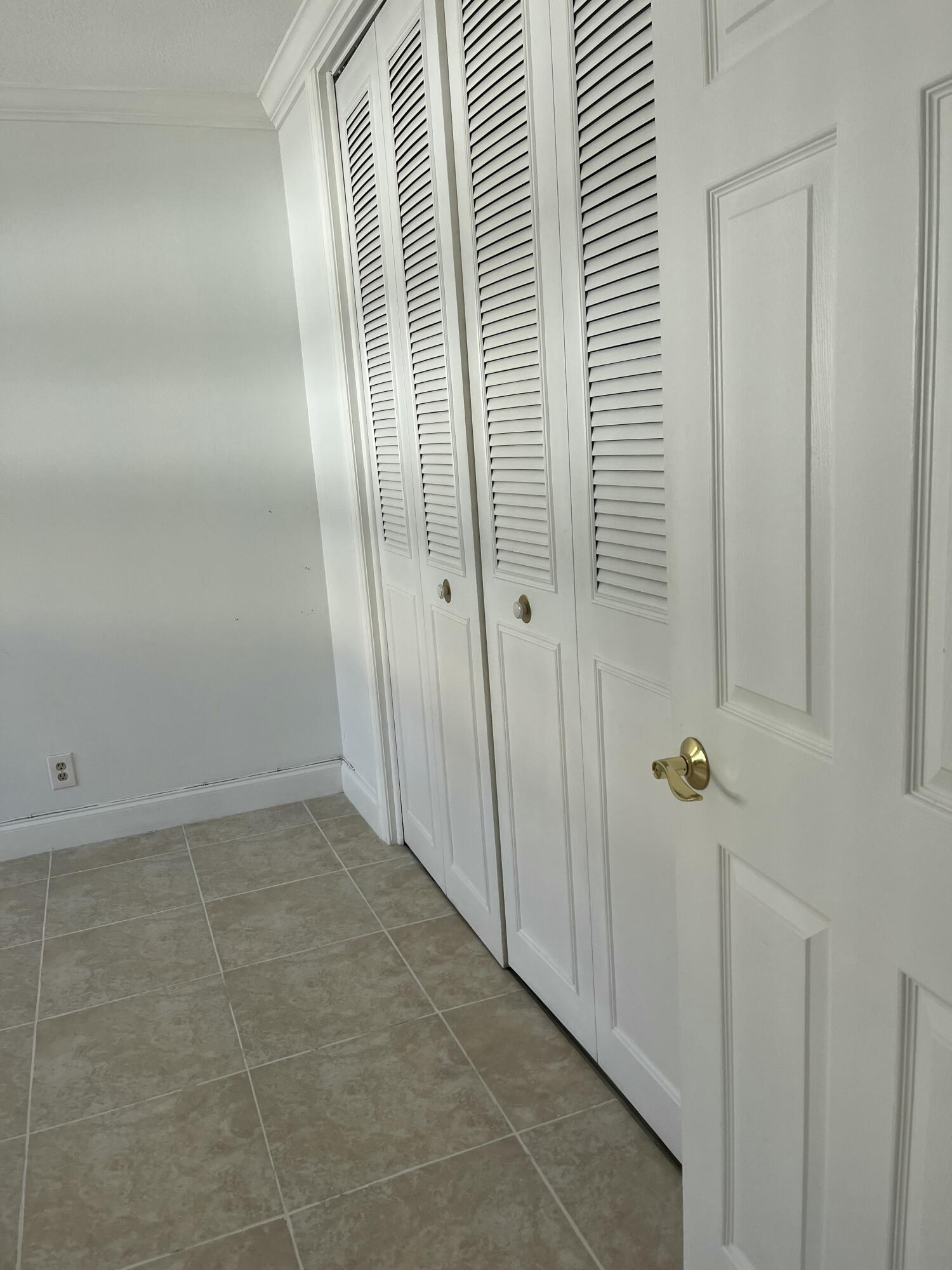 LEISURE GARDENS CONDO - Residential Lease