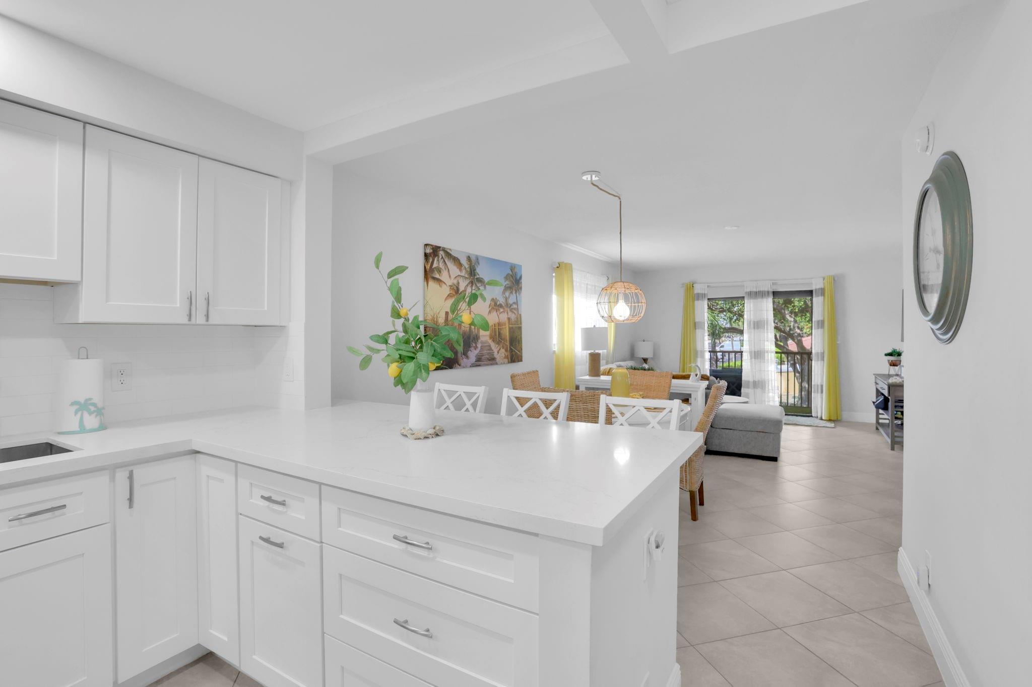 2601 NE 14th Street Cswy 245