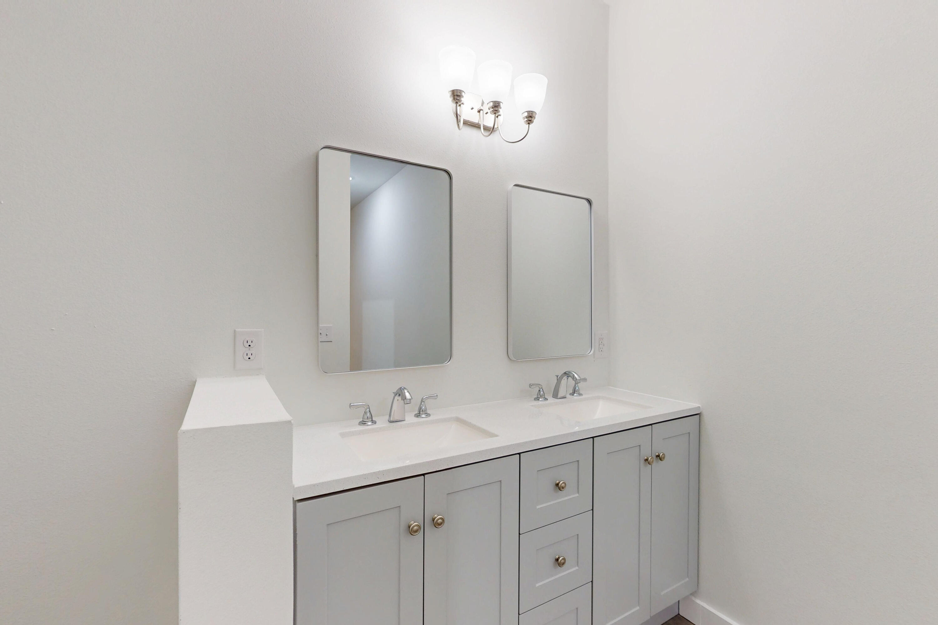 VERO LAKE ESTATES UNIT I - Residential