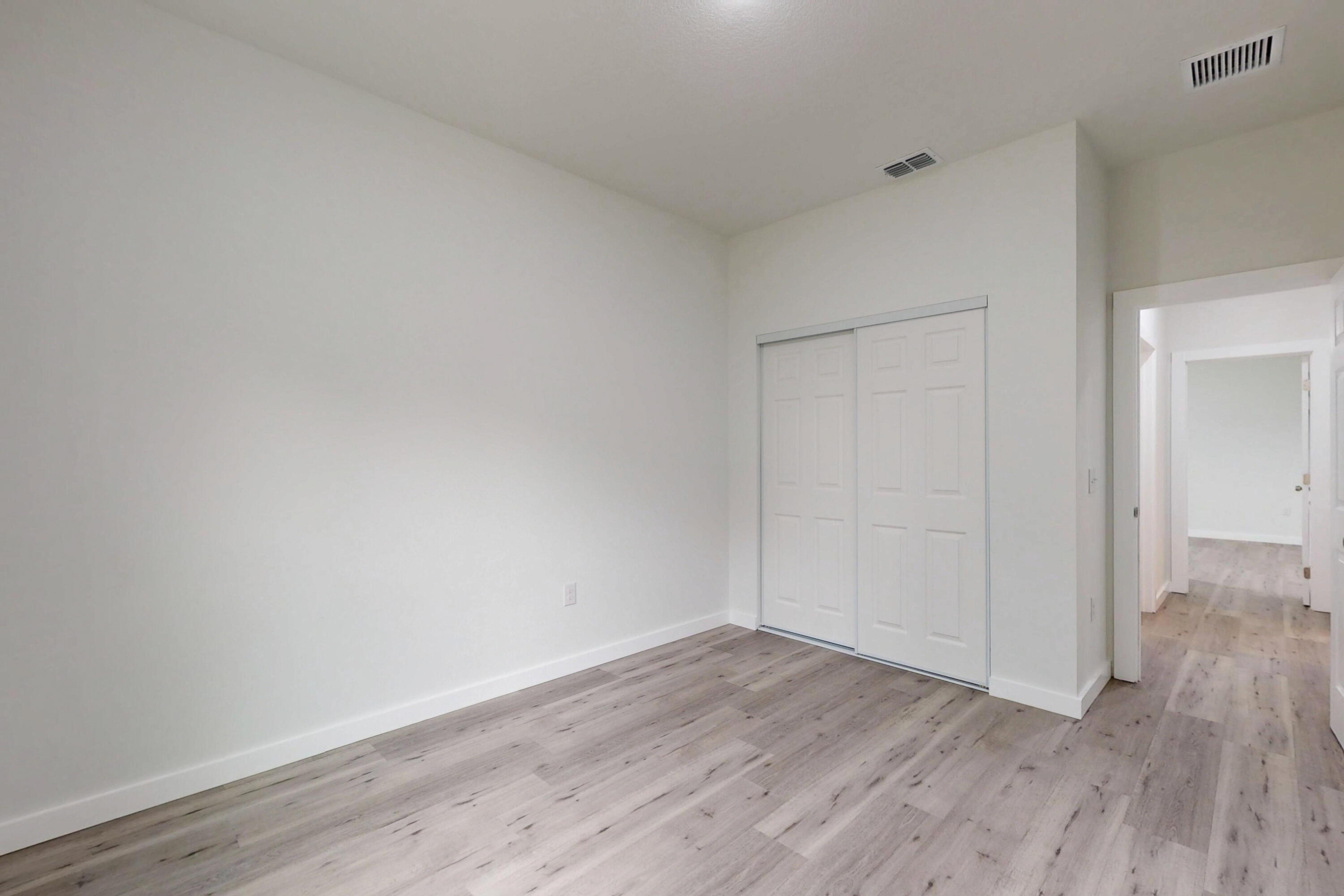 VERO LAKE ESTATES UNIT I - Residential