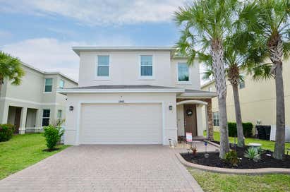 1945 NW Cataluna Circle Port St Lucie FL 34986