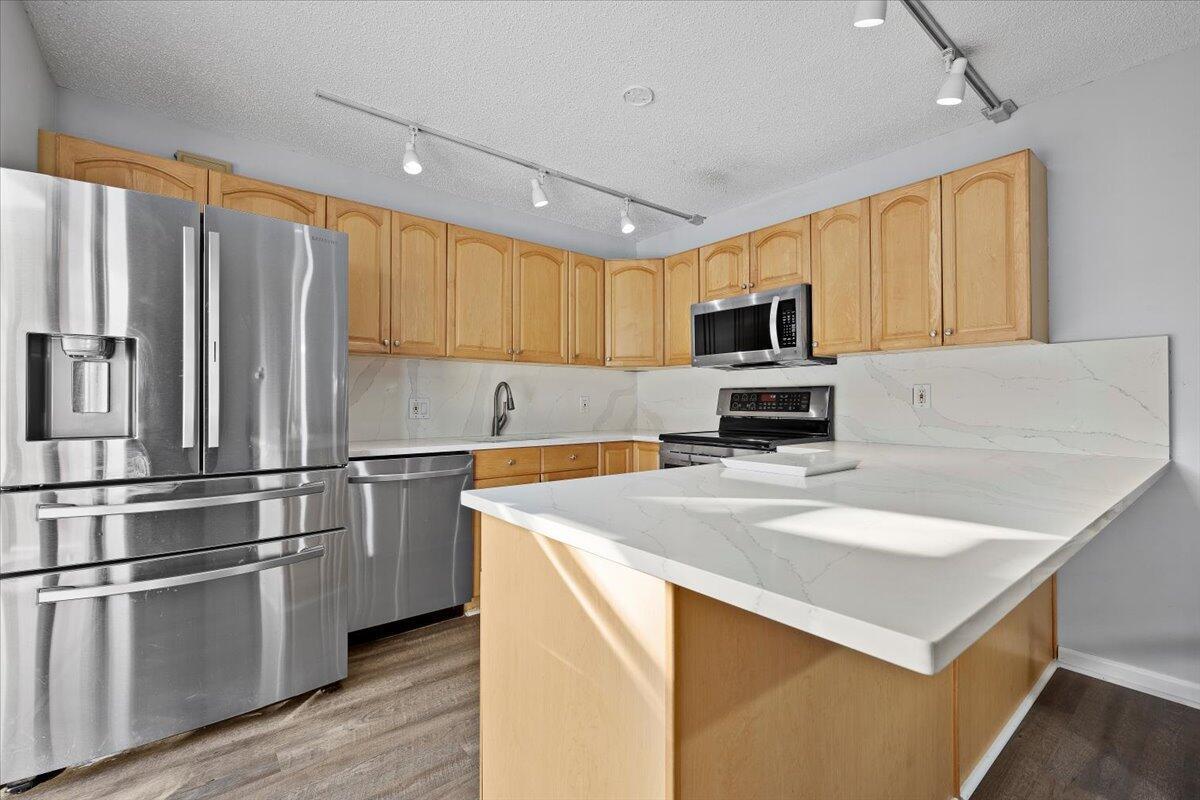 View photos, virtual tours, details... 625 6th Terrace