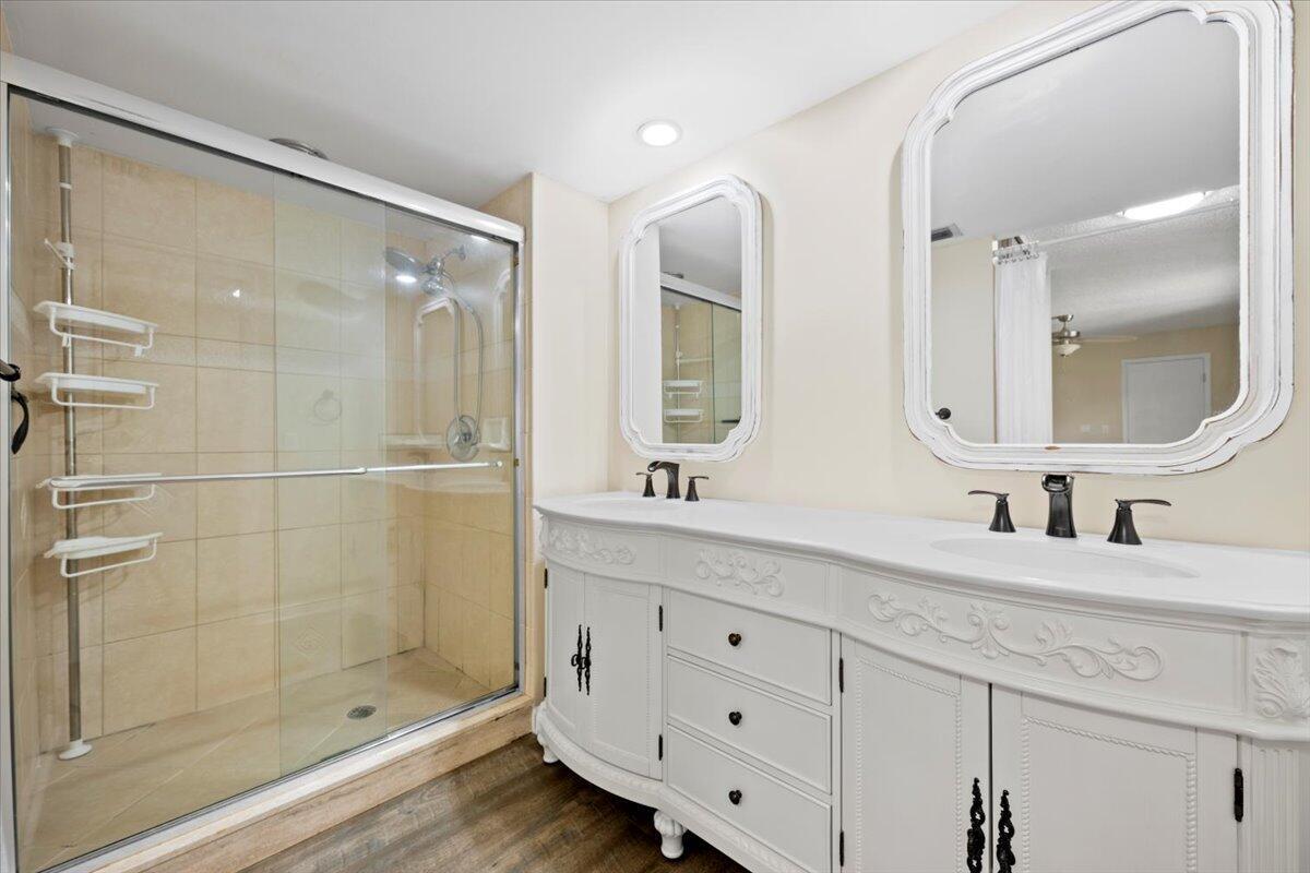 GLENWOOD TWNHS AMND - Residential