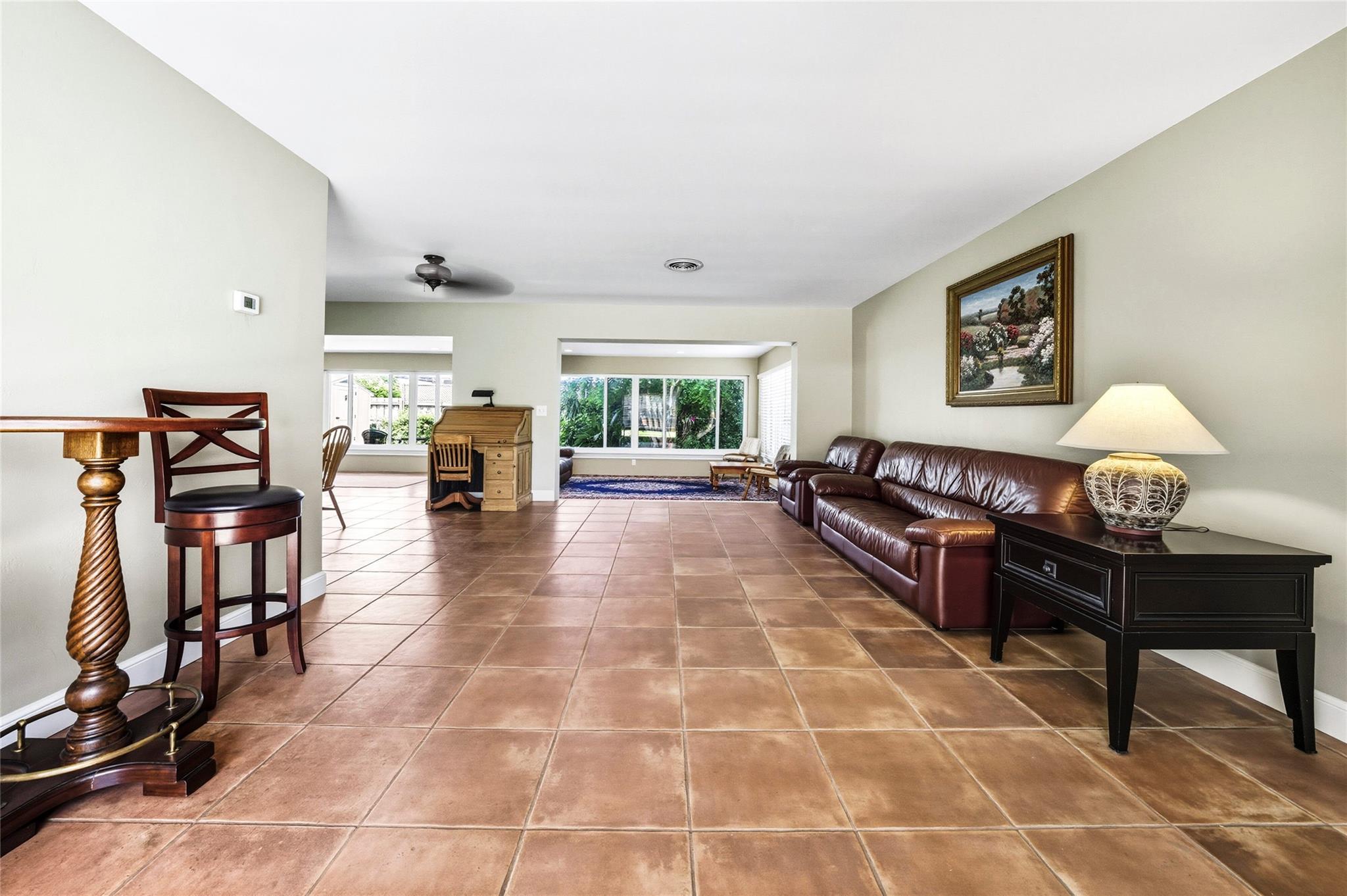 1711 NE 40th Ct