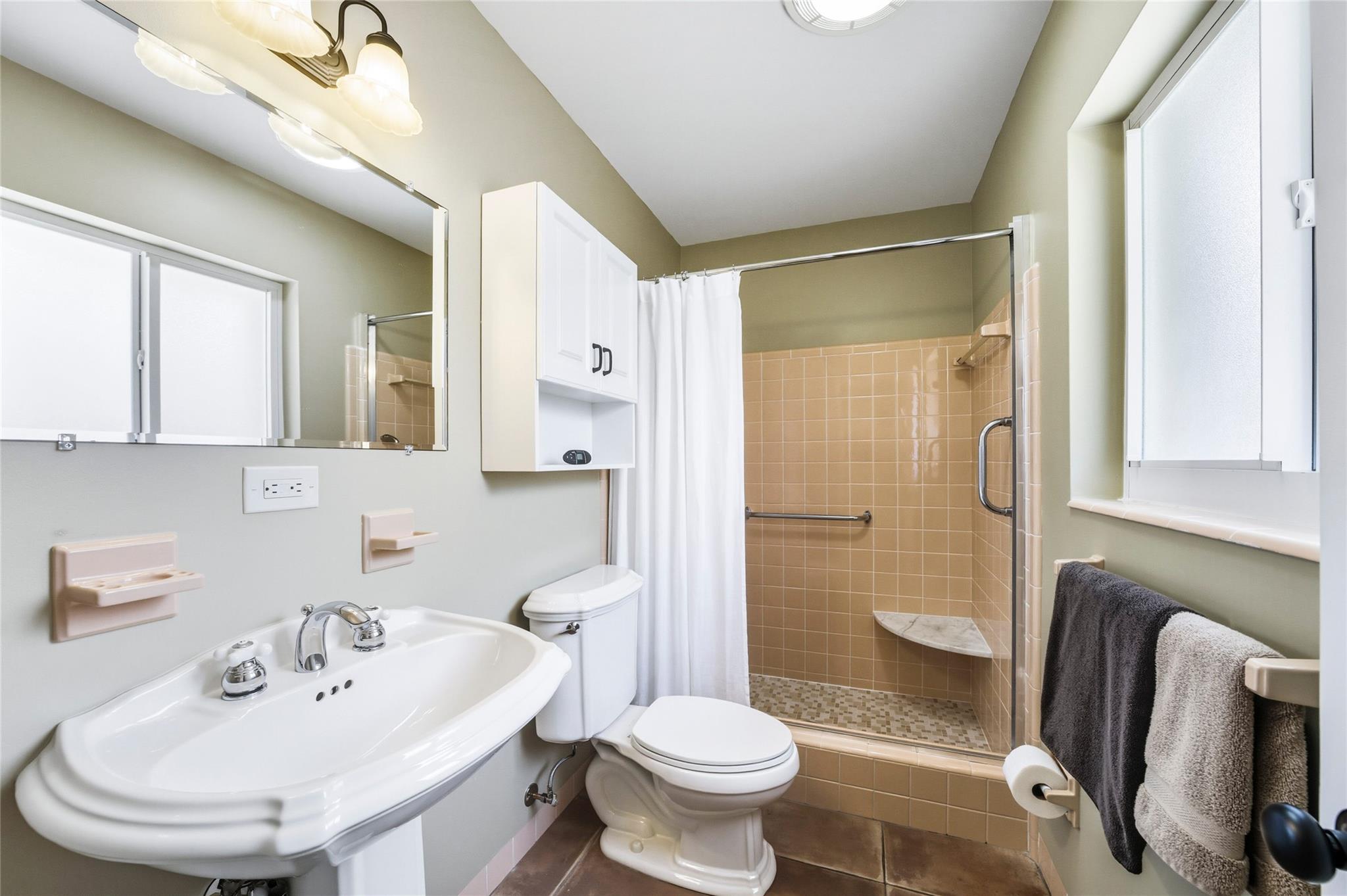 Coral Heights Sec One 40- - Residential