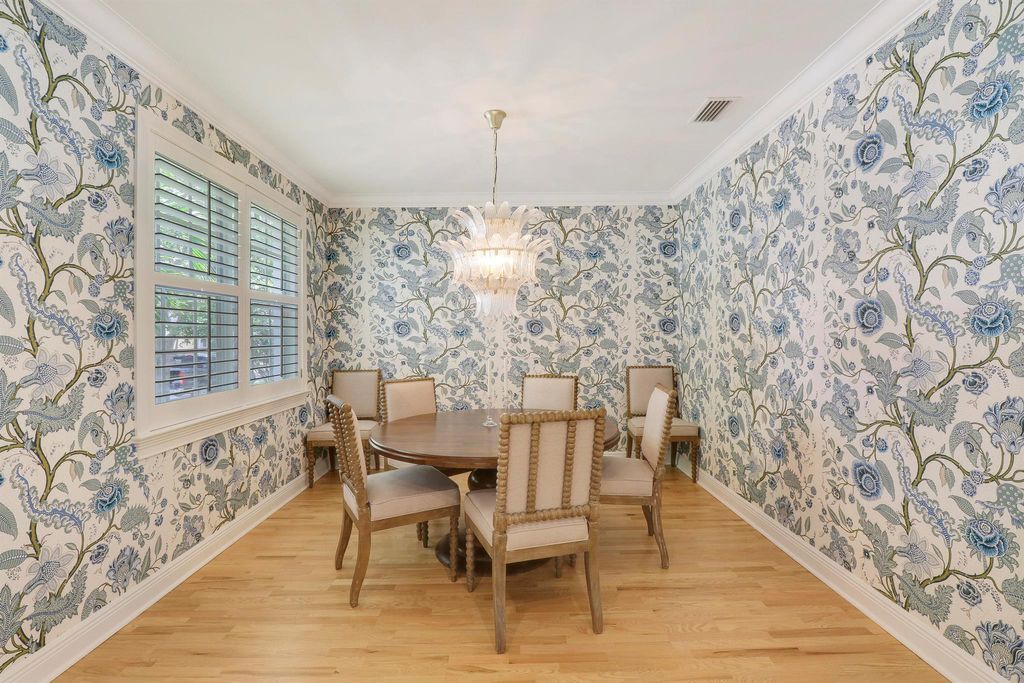 Photo of 129 Barbados Drive, Jupiter, FL 33458 (MLS # R10985535)