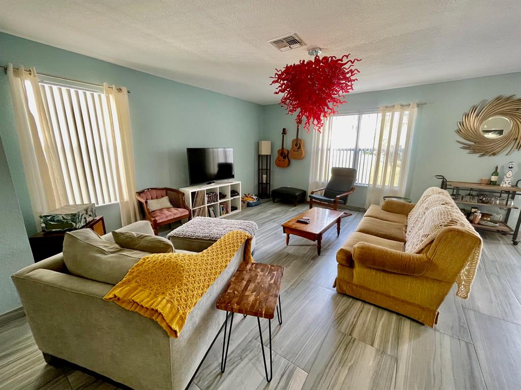 BOYNTON HEIGHTS ADD REVIS - Residential