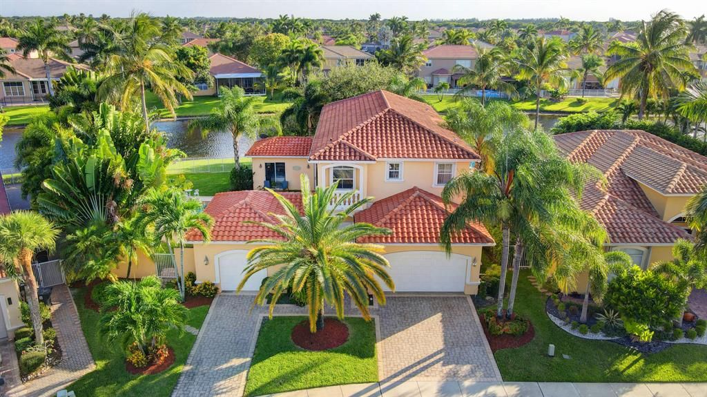 Photo of 7018 Houlton Circle Cir, Lake Worth, FL 33467 (MLS # R10822478)