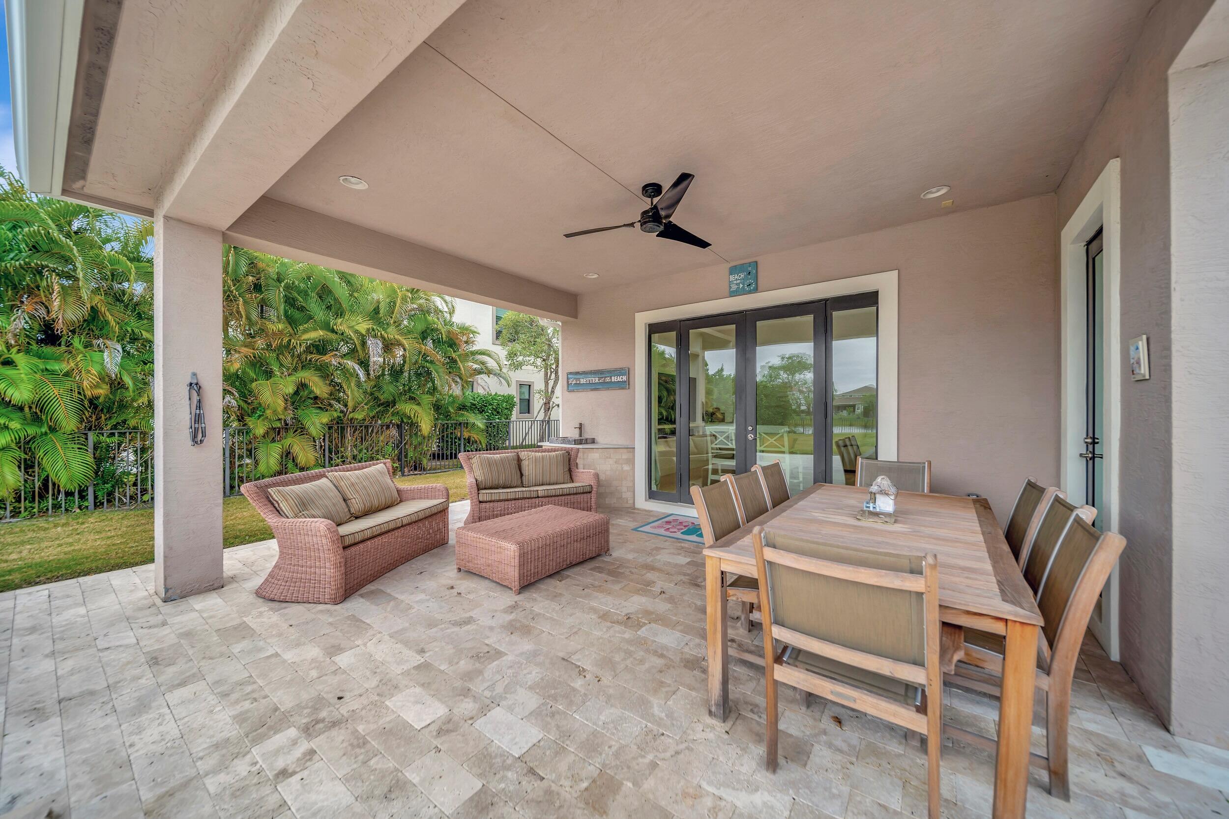 PARKLAND GOLF & COUNTRY CLUB - Residential Lease
