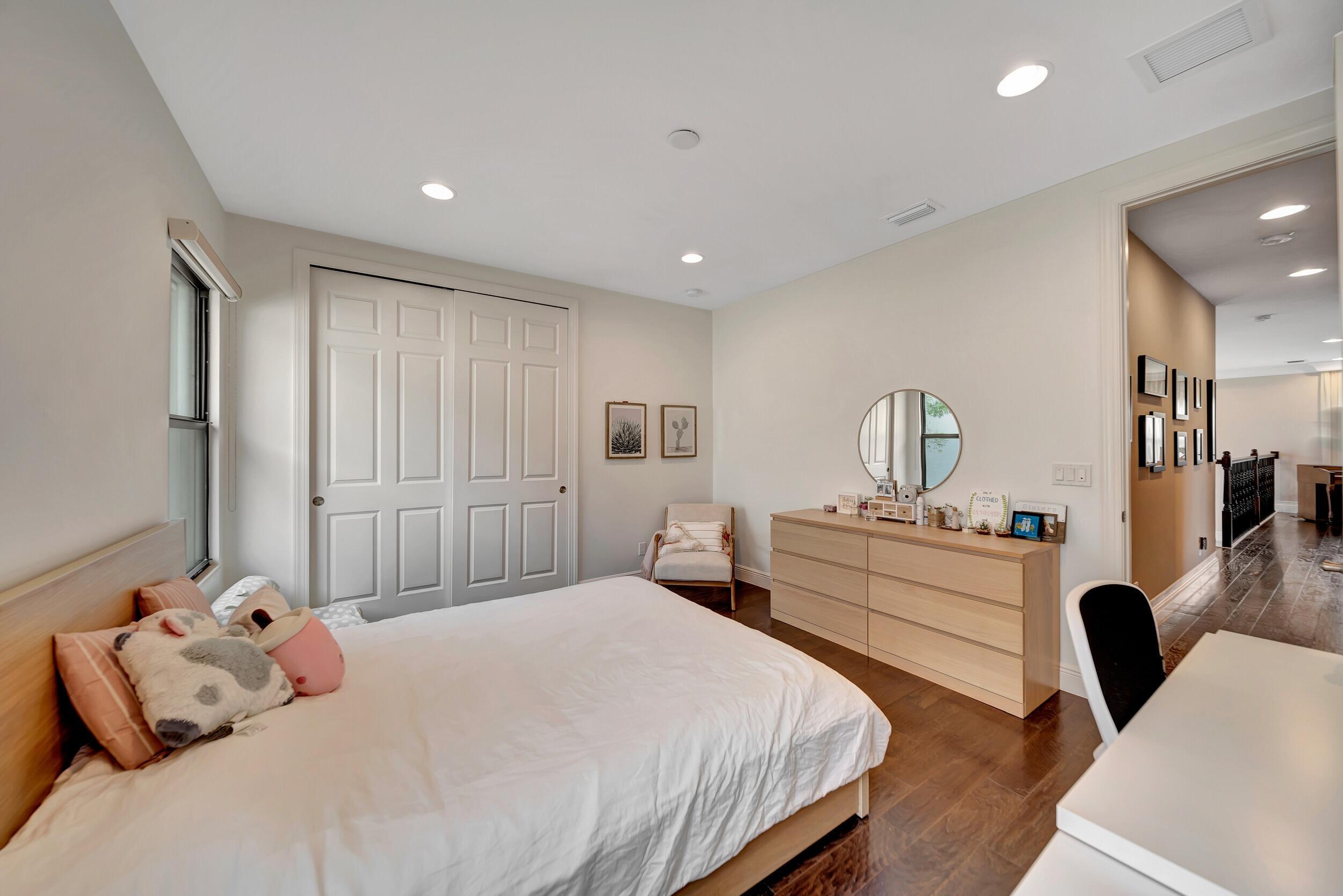 PARKLAND GOLF & COUNTRY CLUB - Residential Lease
