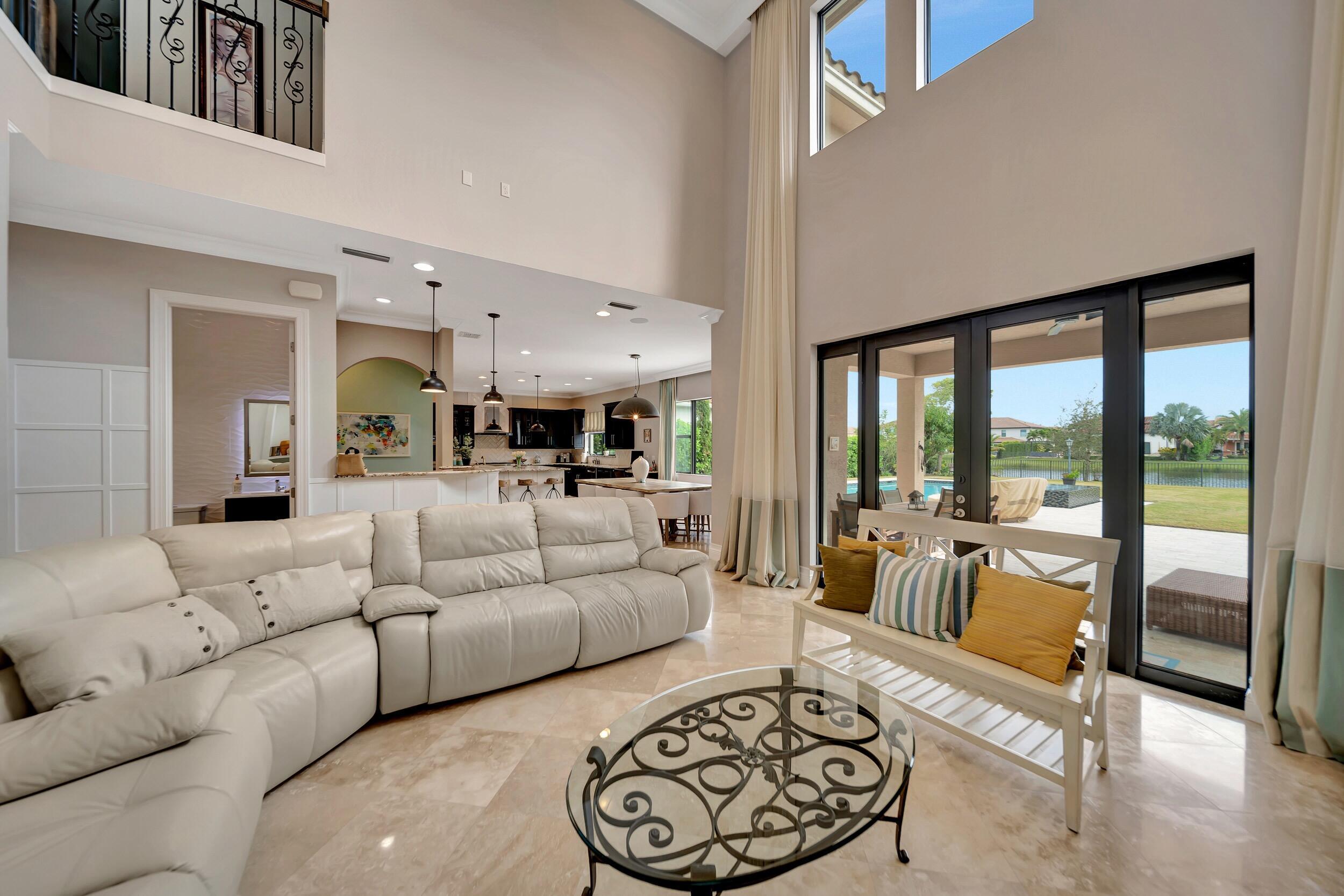 PARKLAND GOLF & COUNTRY CLUB - Residential Lease