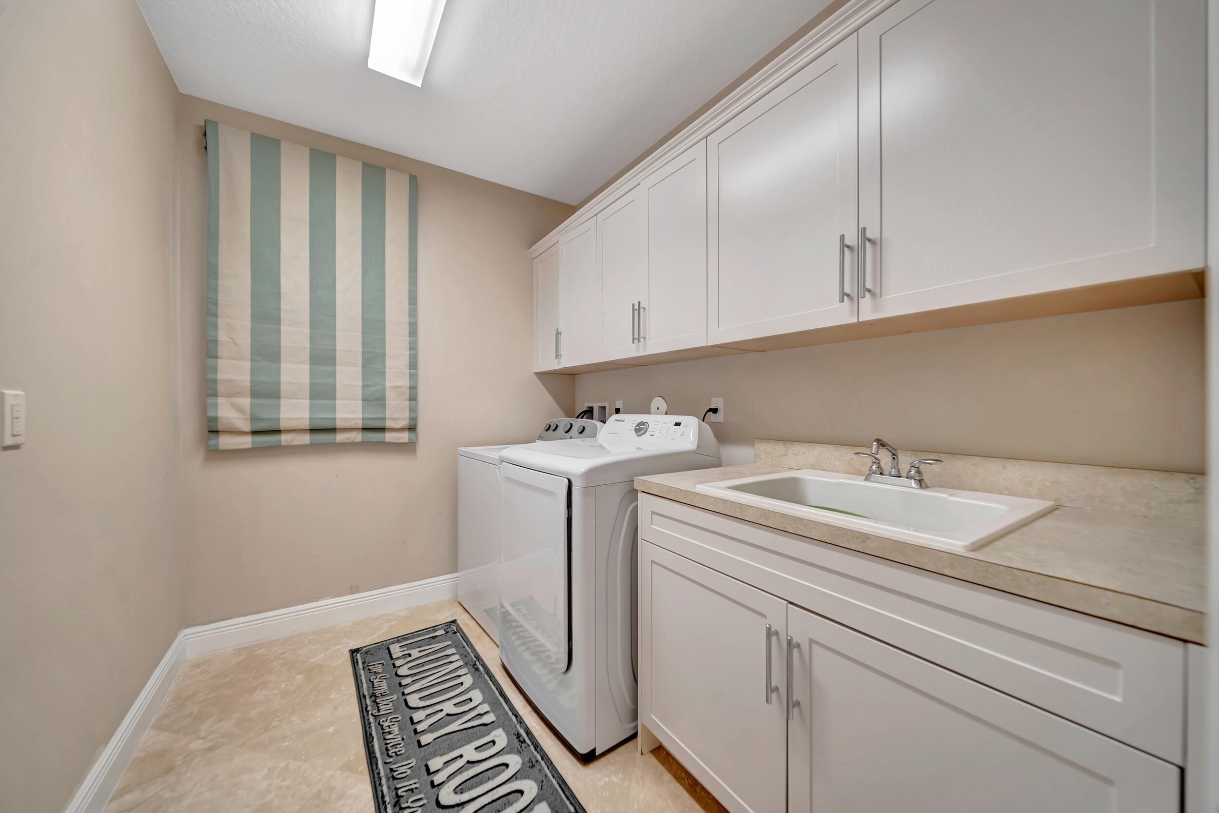 PARKLAND GOLF & COUNTRY CLUB - Residential Lease