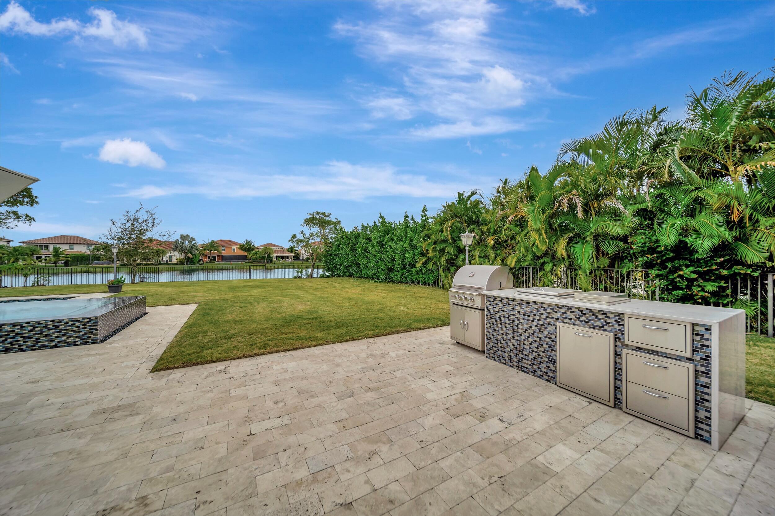 PARKLAND GOLF & COUNTRY CLUB - Residential Lease