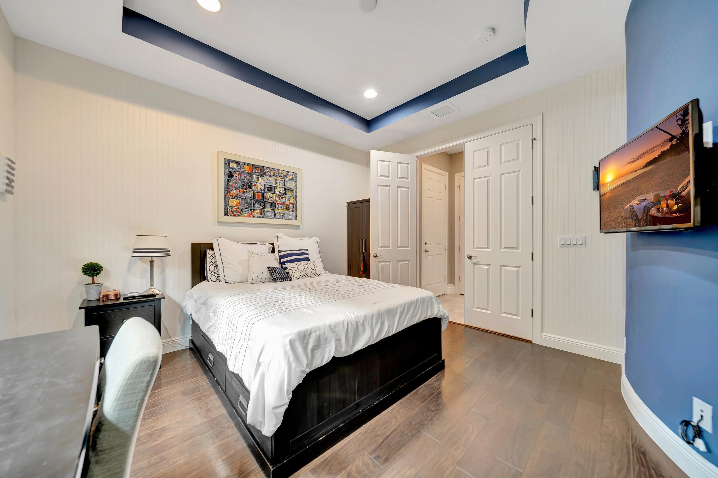PARKLAND GOLF & COUNTRY CLUB - Residential Lease