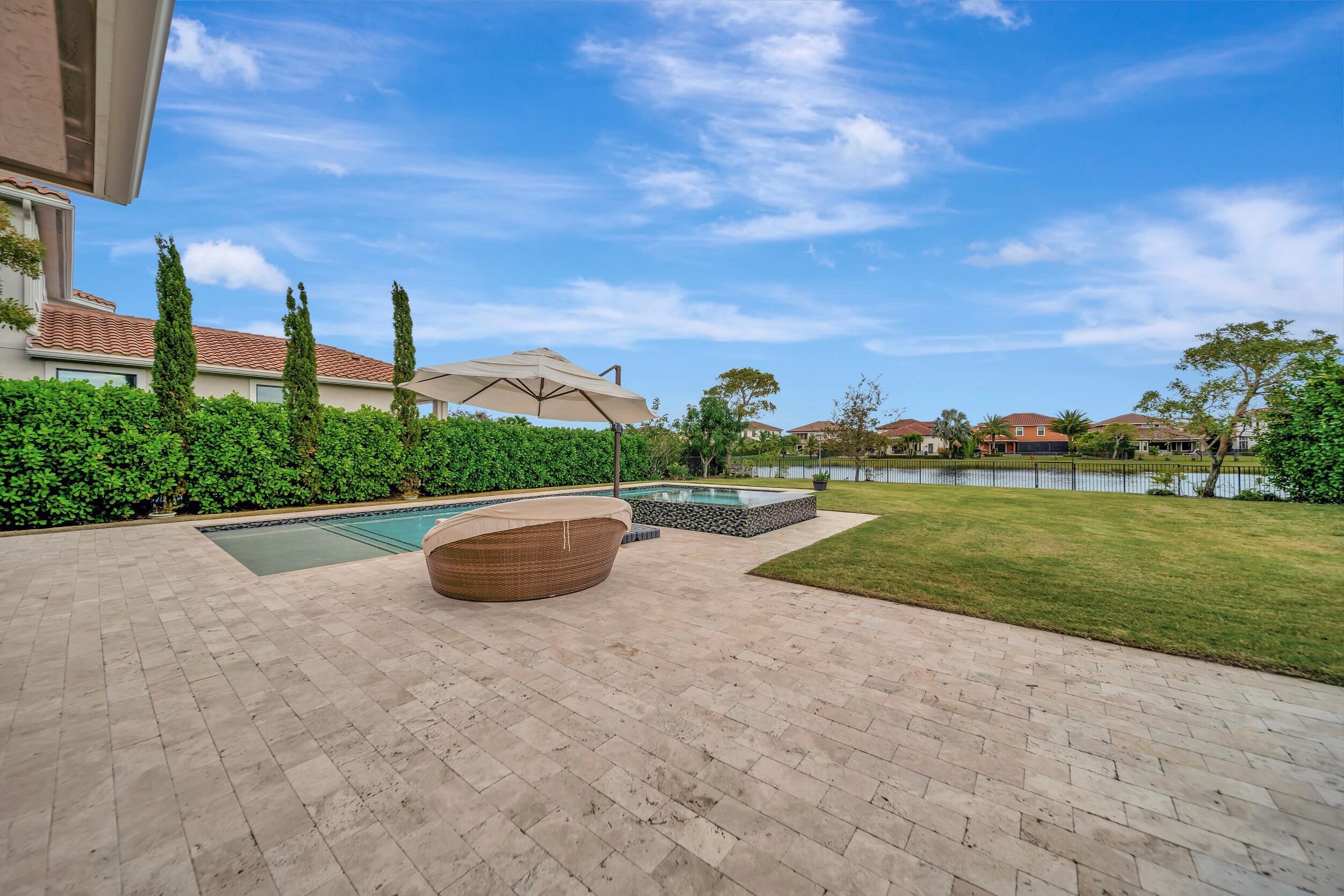 PARKLAND GOLF & COUNTRY CLUB - Residential Lease