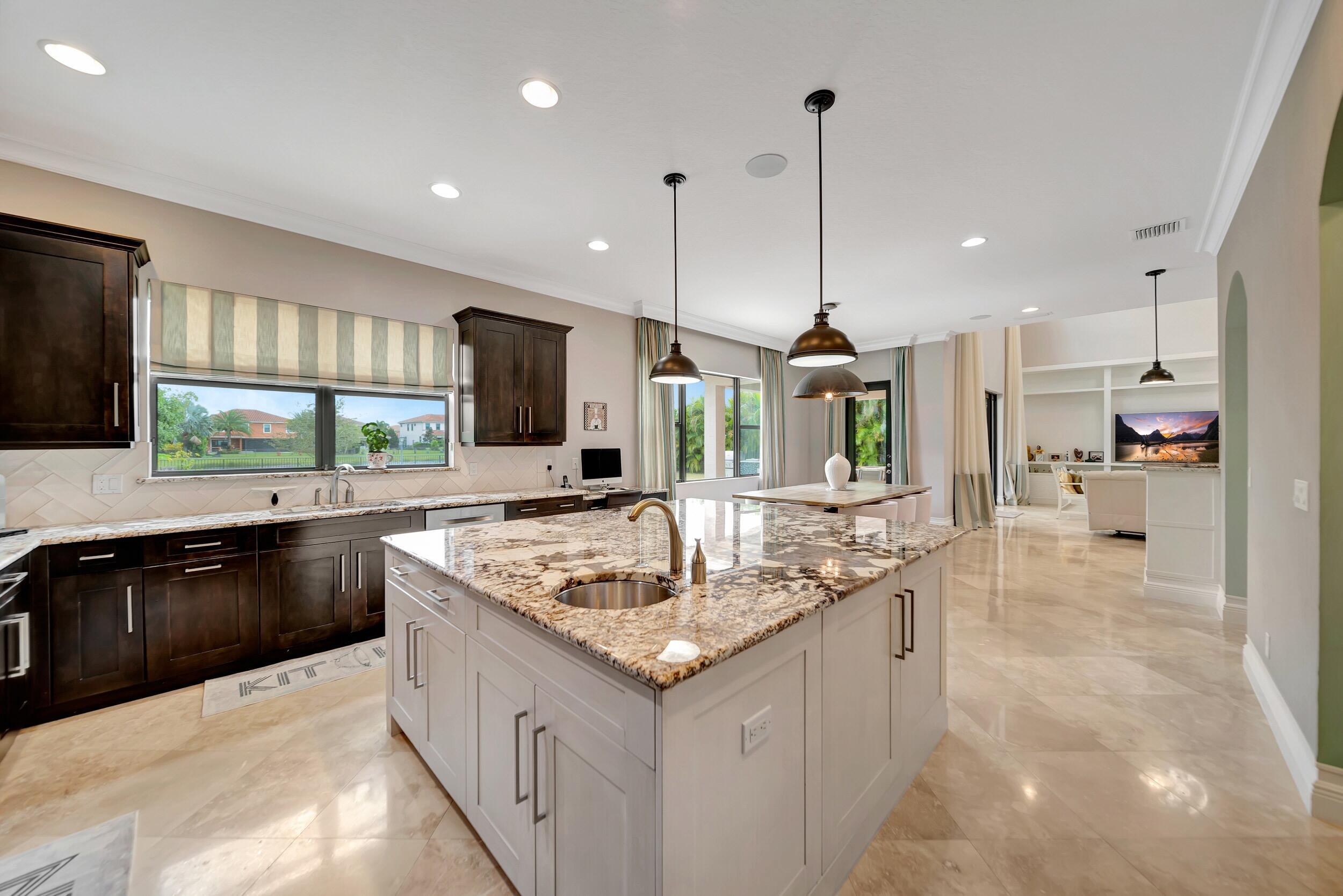 PARKLAND GOLF & COUNTRY CLUB - Residential Lease