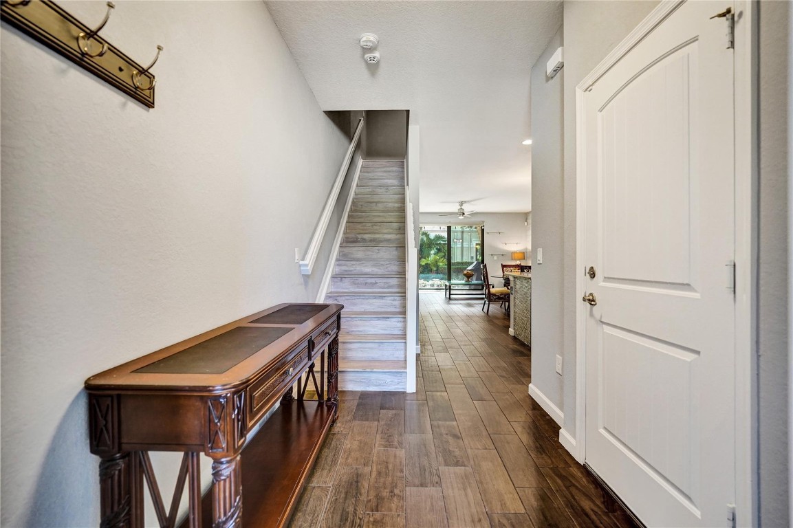 4228 N Dixie Highway 106