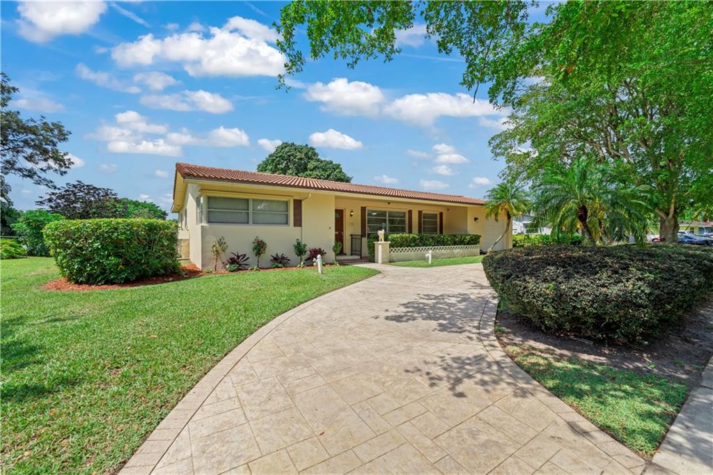 PLANTATION PARK LAKESITES - Residential