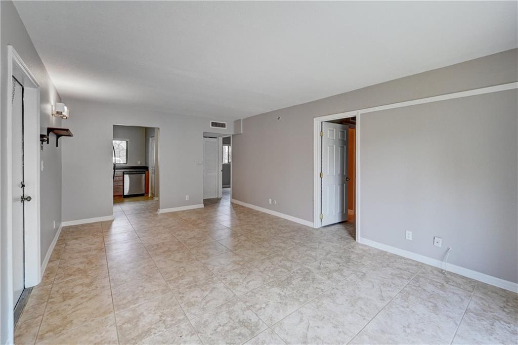 VILLA VALENCIA - Residential