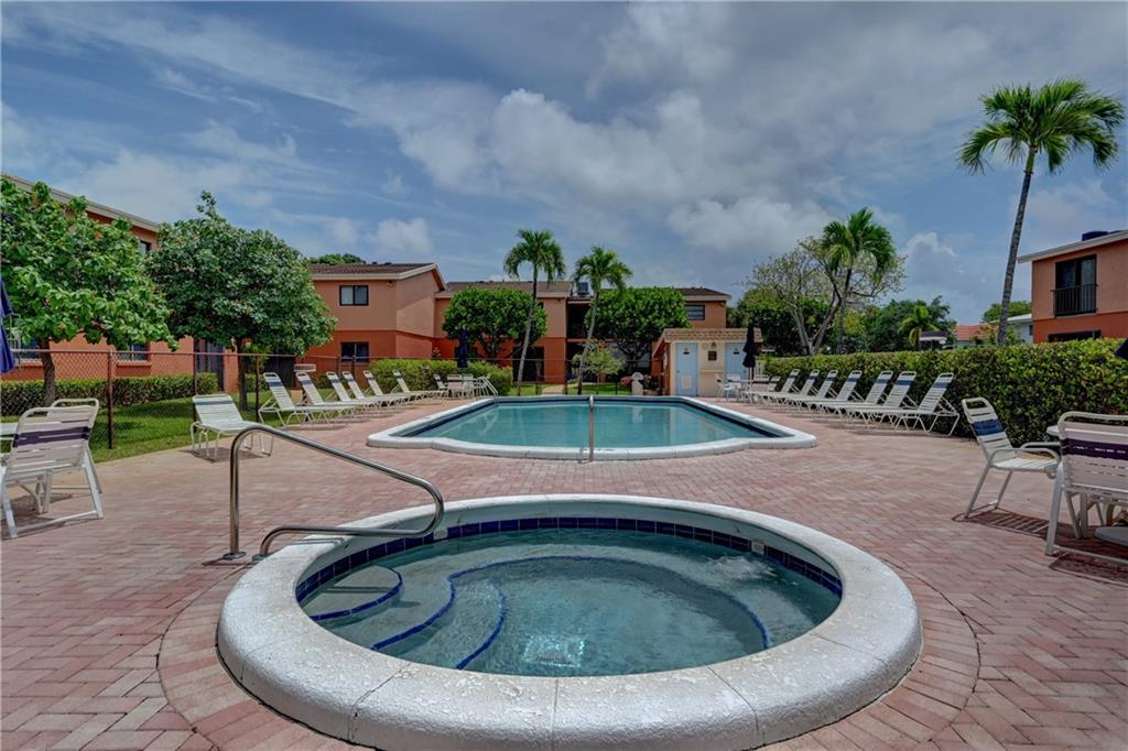 VILLA VALENCIA - Residential