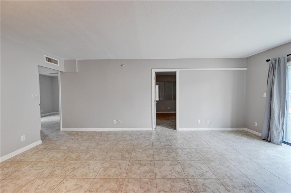 VILLA VALENCIA - Residential