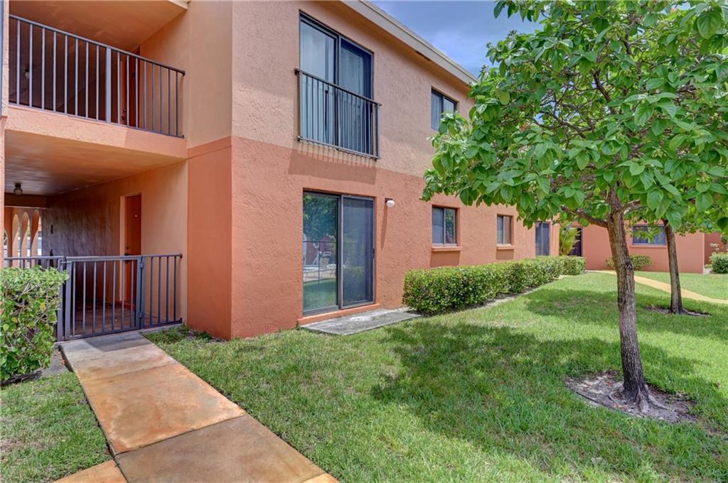 VILLA VALENCIA - Residential