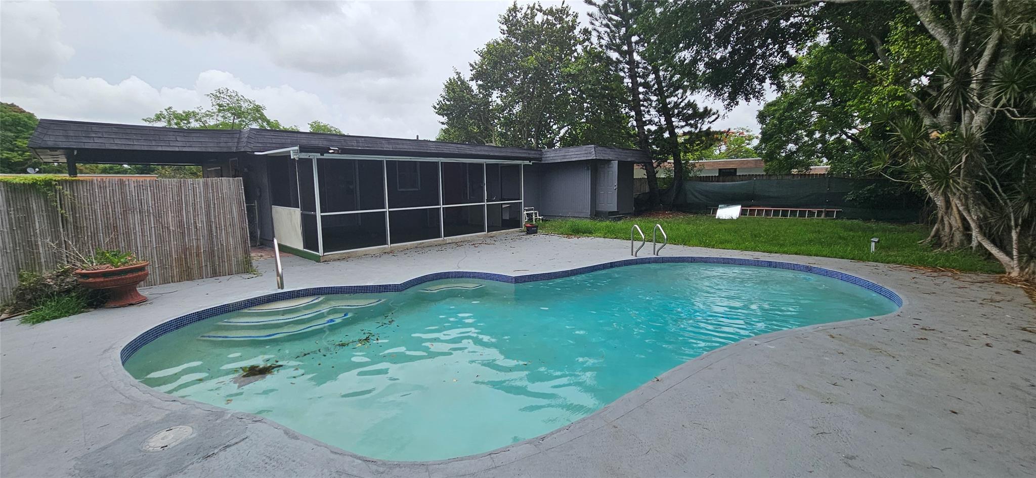 8001 NW 71st Ave