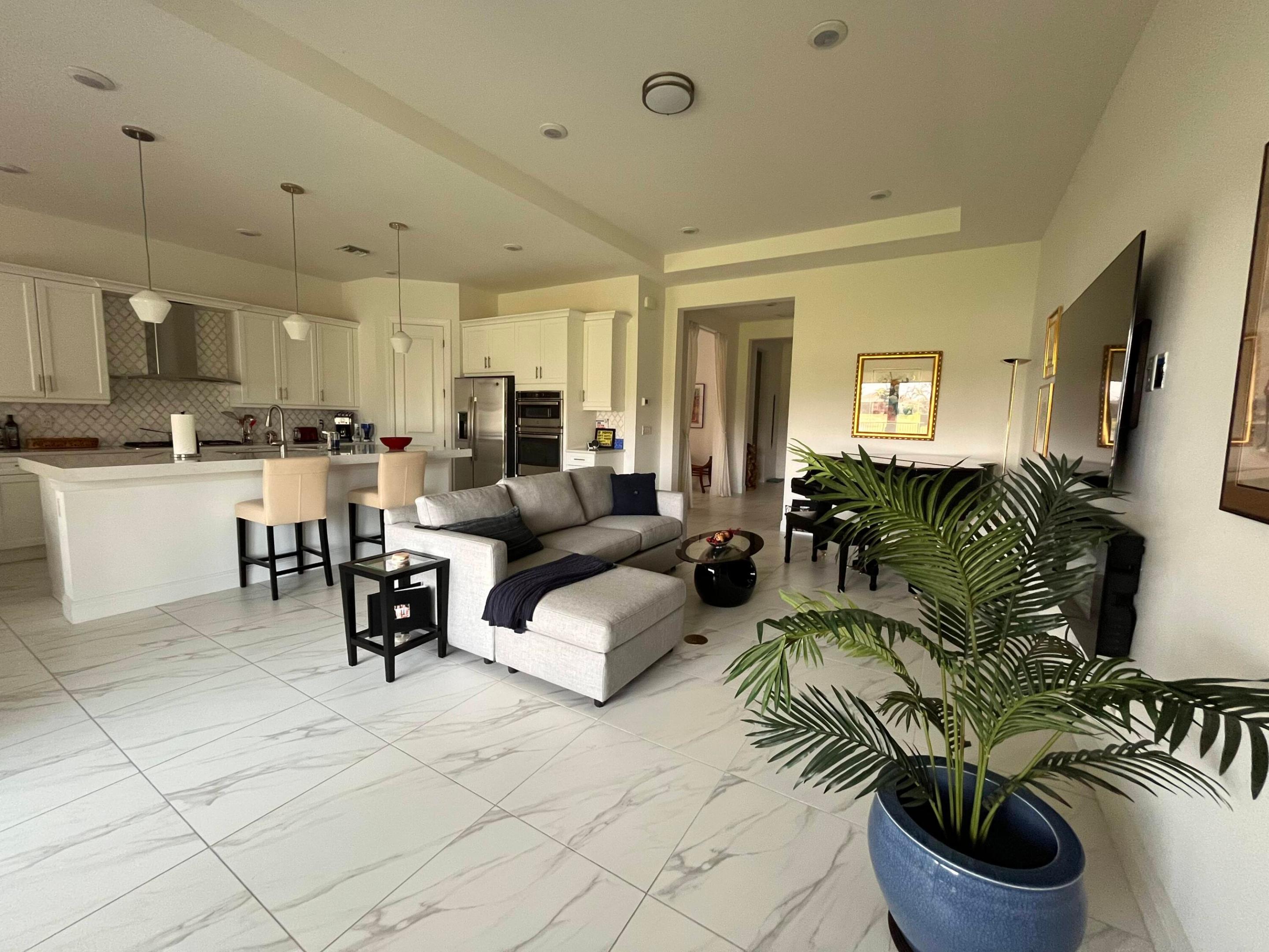 CRESSWIND PALM BEACH - Residential Lease