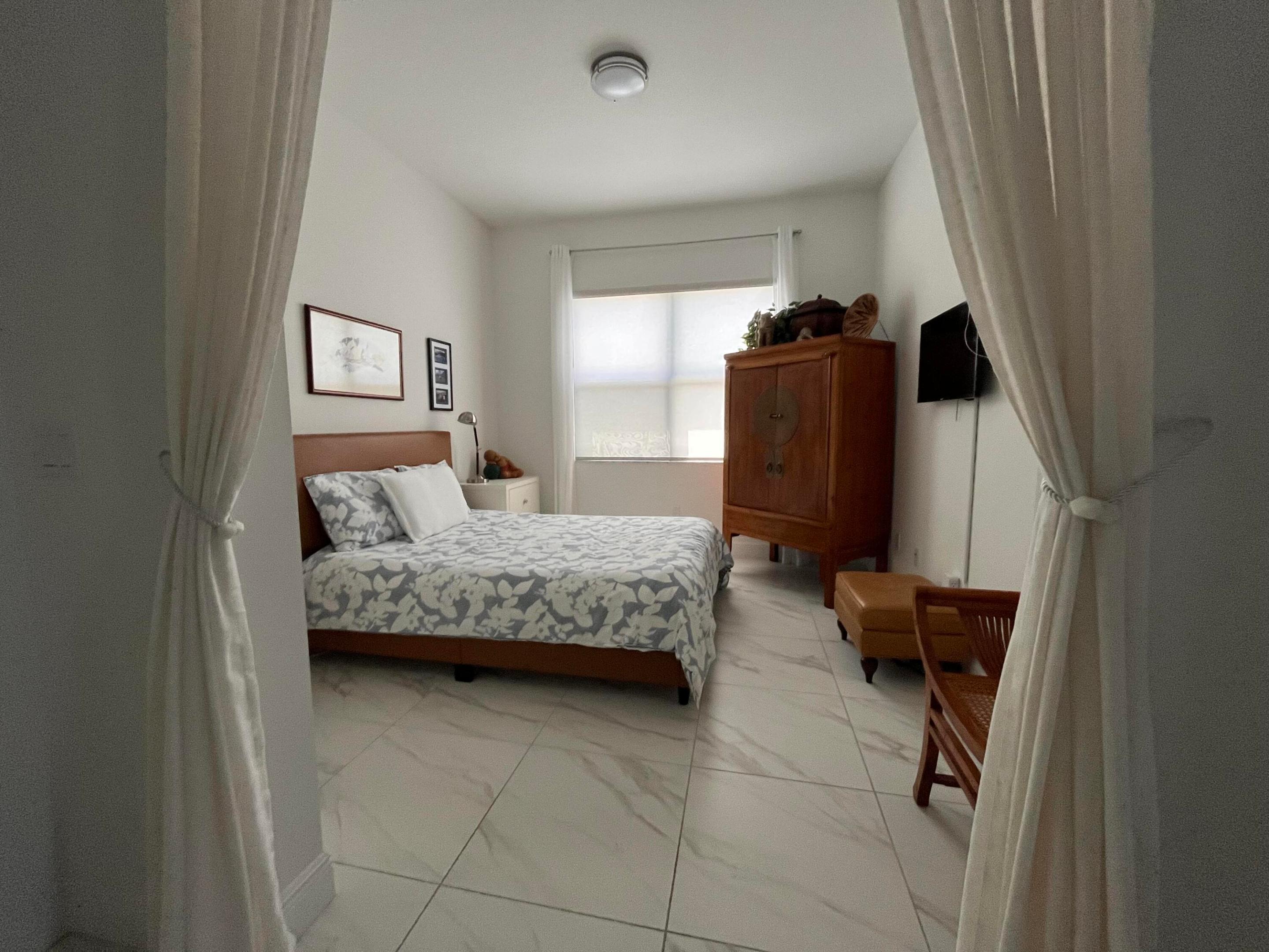 CRESSWIND PALM BEACH - Residential Lease