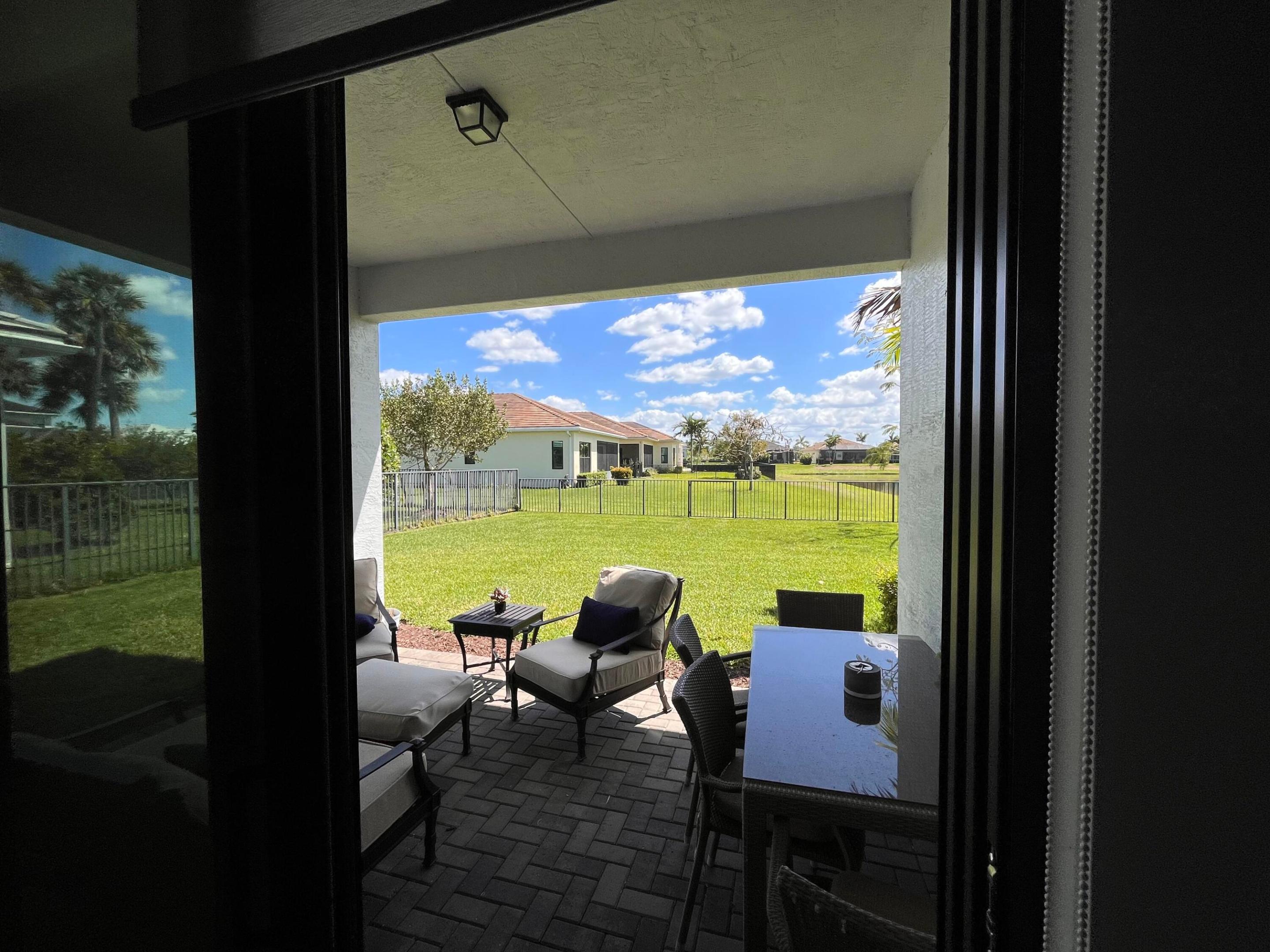 CRESSWIND PALM BEACH - Residential Lease