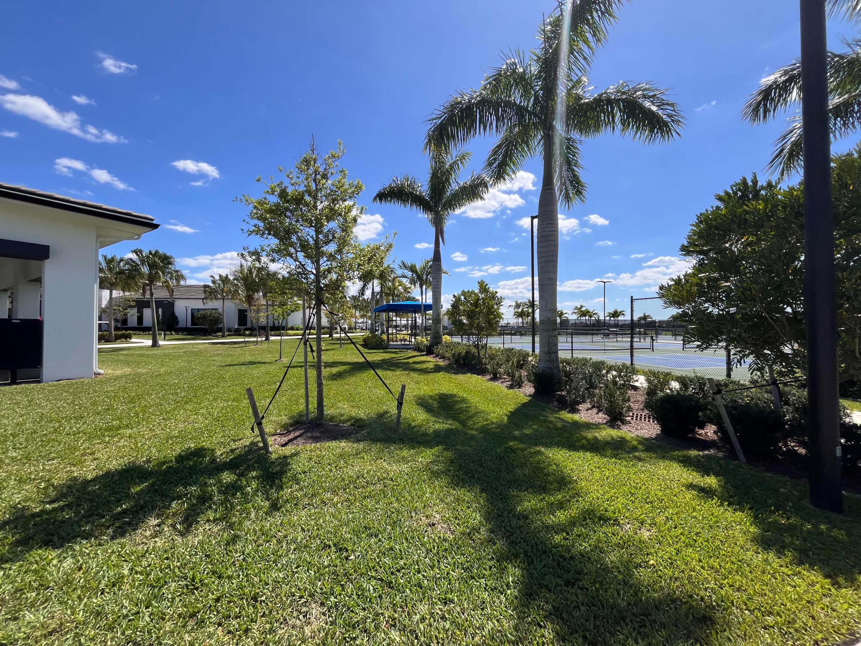 CRESSWIND PALM BEACH - Residential Lease