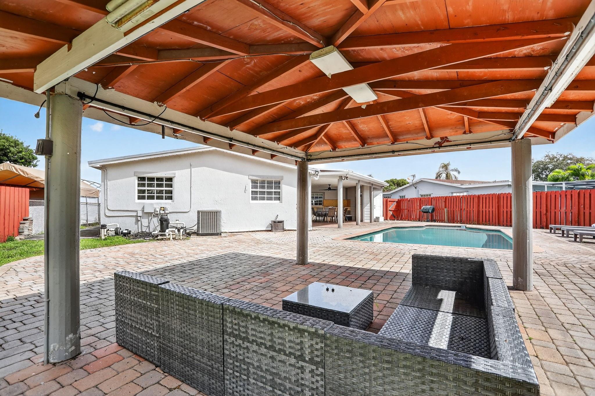 Oriole Margate - Residential