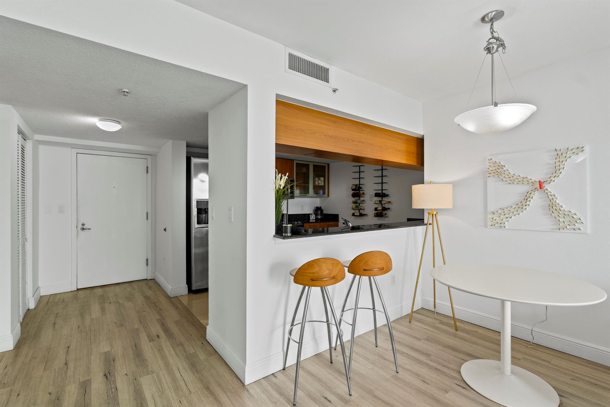 1800 CLUB CONDO - Residential