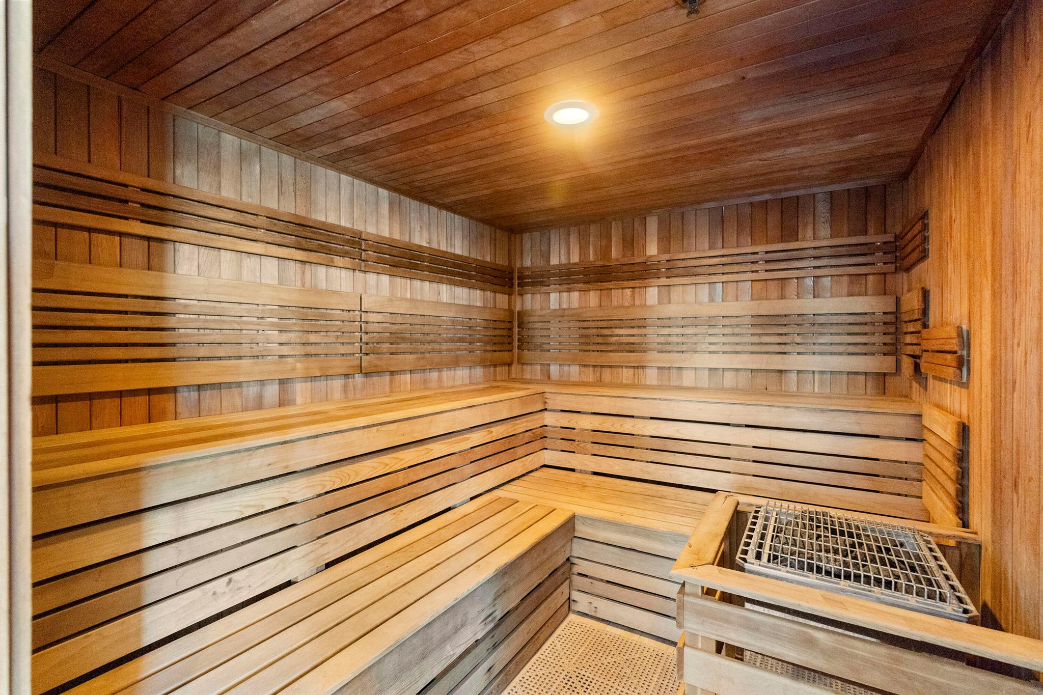 1800 CLUB CONDO - Residential