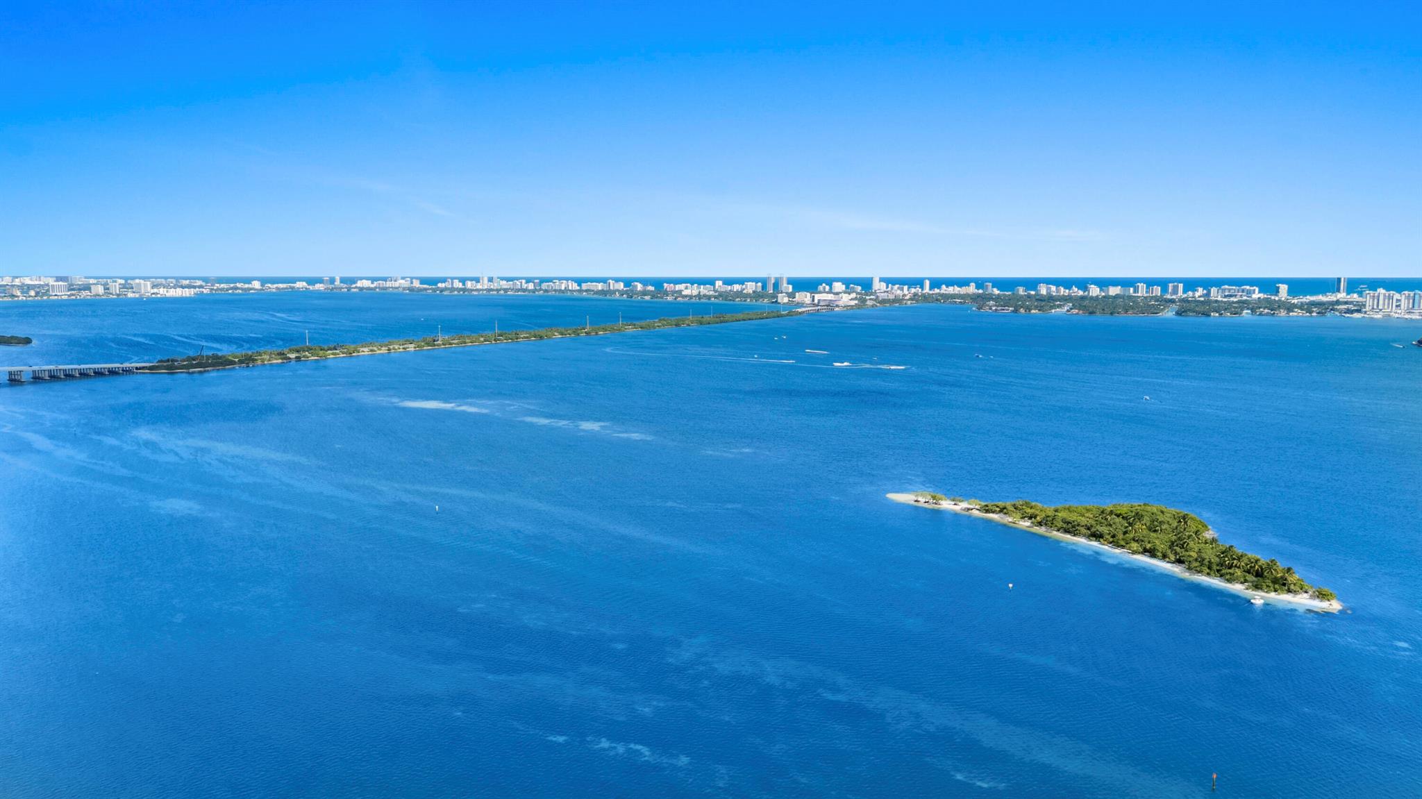 1800 CLUB CONDO - Residential