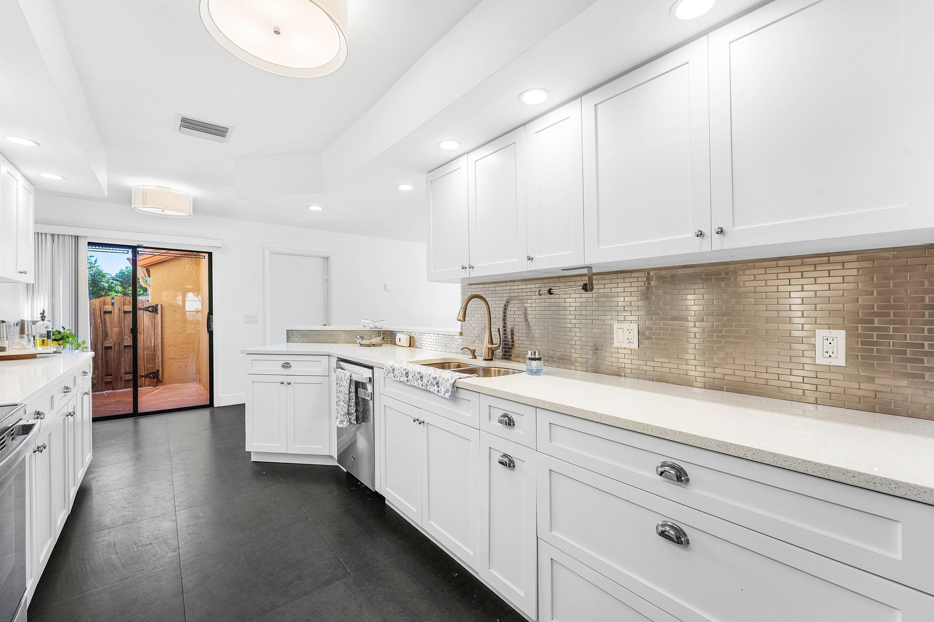 BOCA FONTANA - Residential