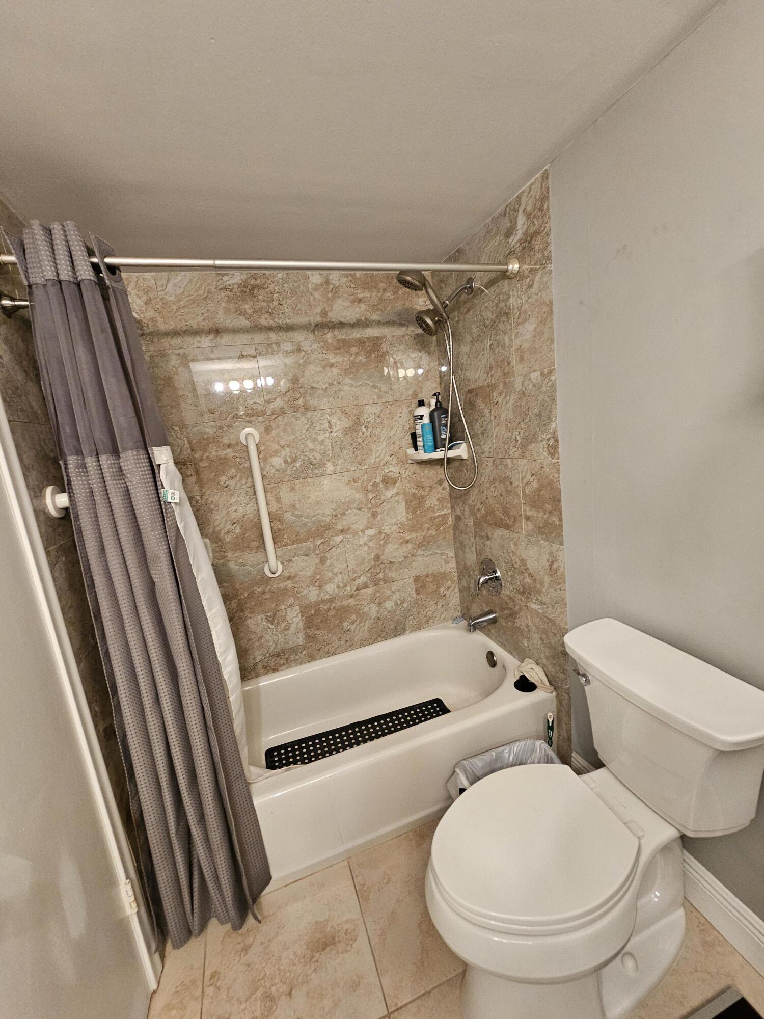 BOCA CLUB CONDO - Residential